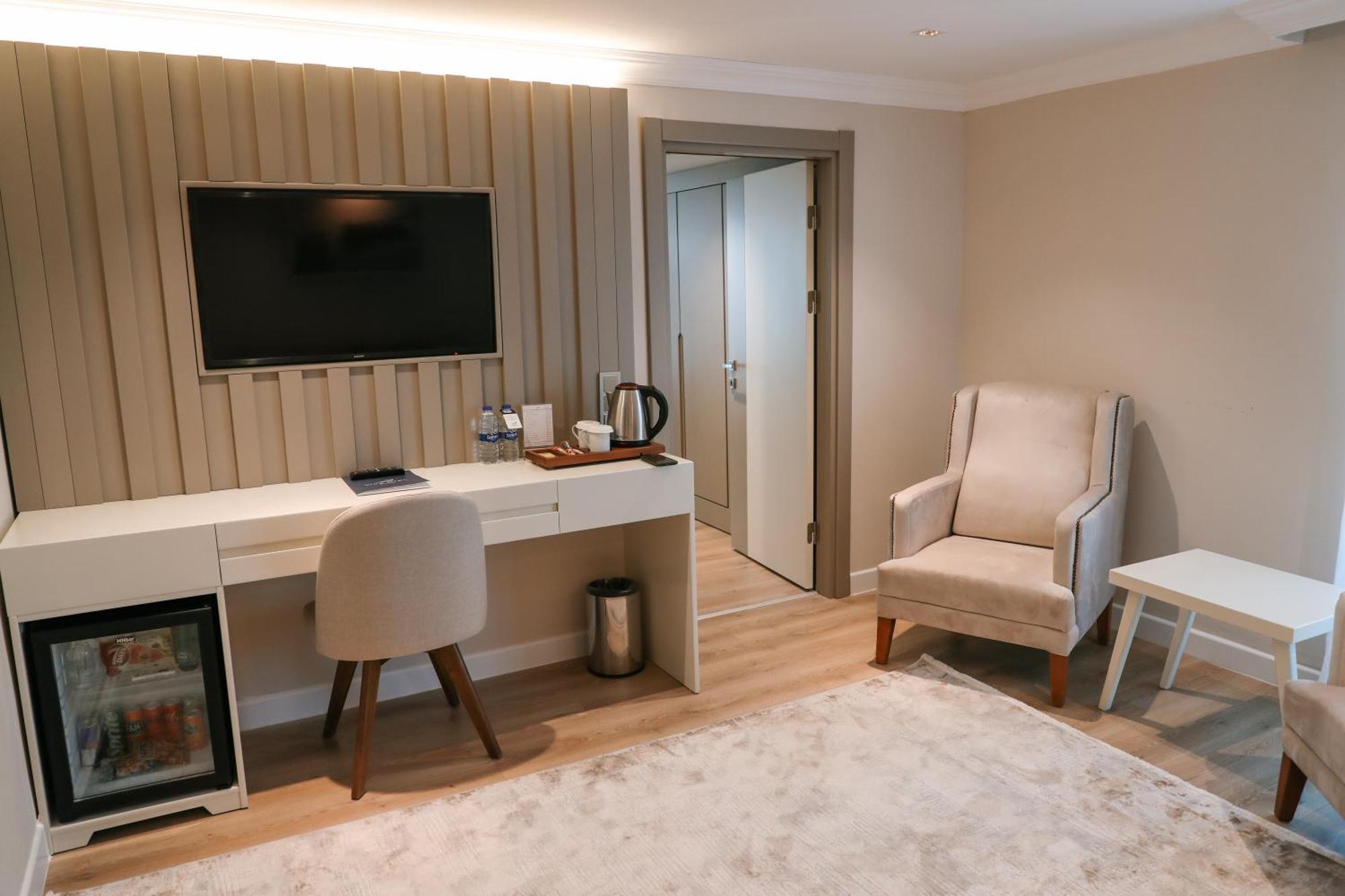 Hotel Vira