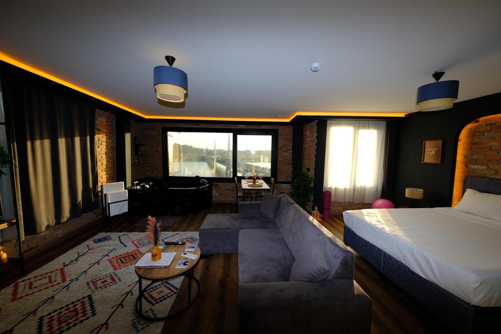 Hotel Karakoey In Karakoey Istanbul