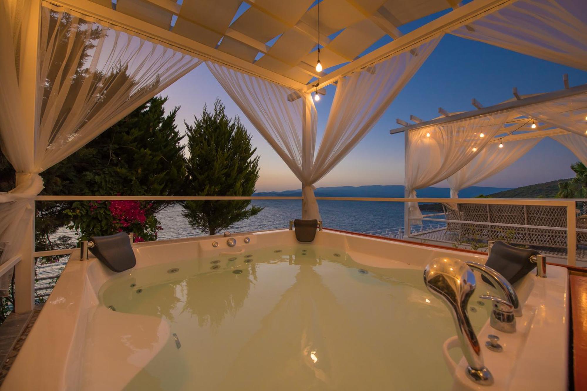 Bodrum'da Denize Sifir Muhtesem Boss 2 Milas