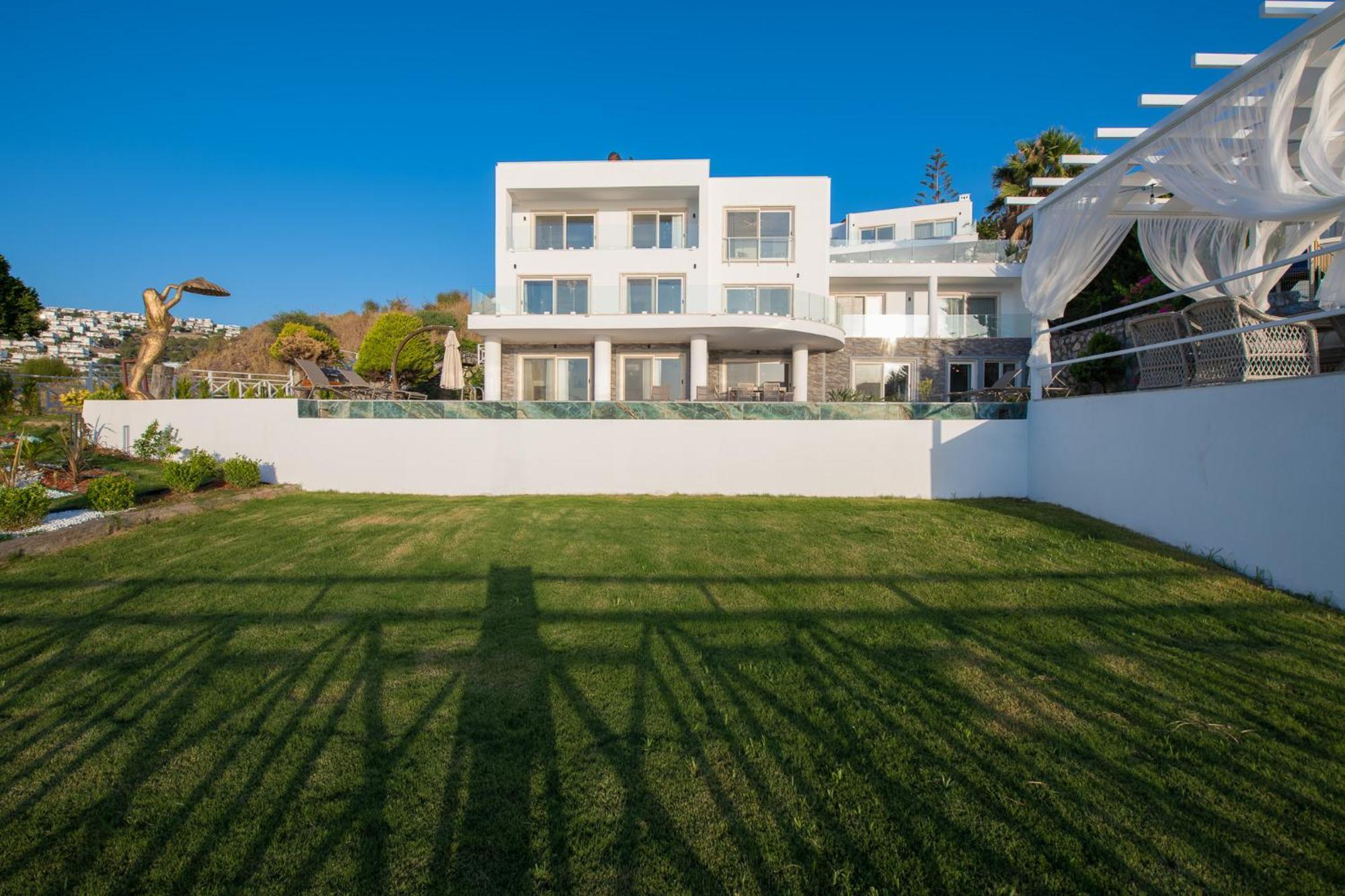 Bodrum'da Denize Sifir Muhtesem Boss 2 *