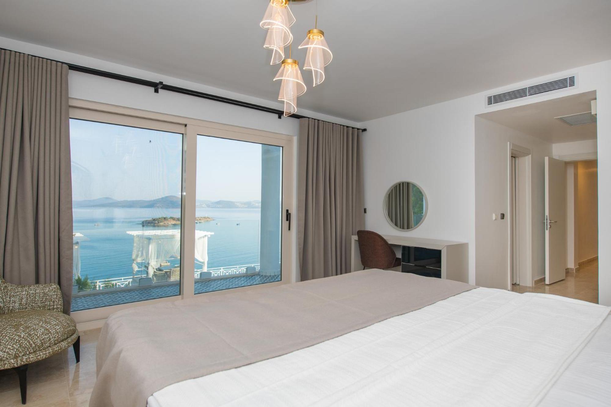 Bodrum'da Denize Sifir Muhtesem Boss 2 Villa Milas