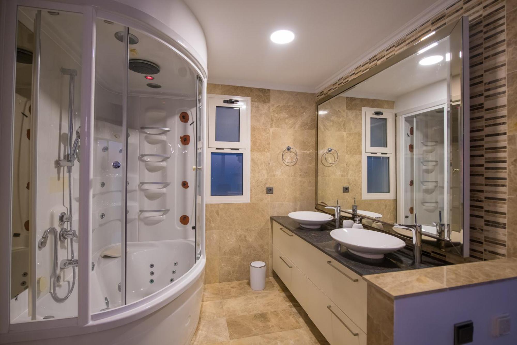 Bodrum'da Denize Sifir Muhtesem Boss 2 * Milas