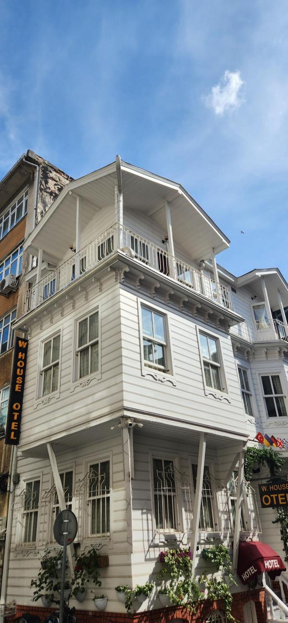 Kadikoey White House Istanbul