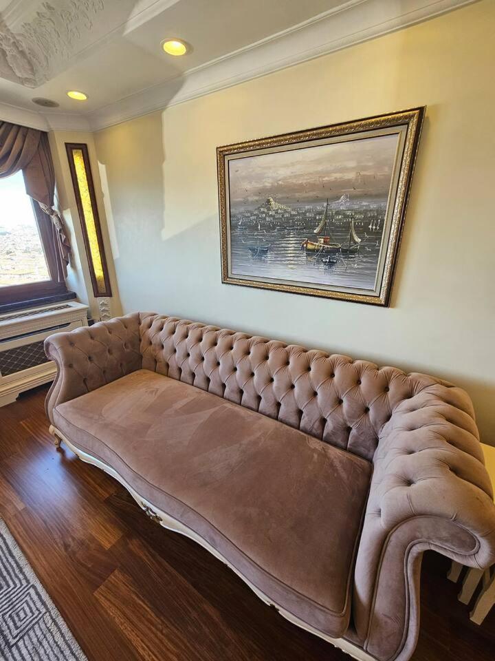 The Most Luxurious Apartment-the Flat New York *