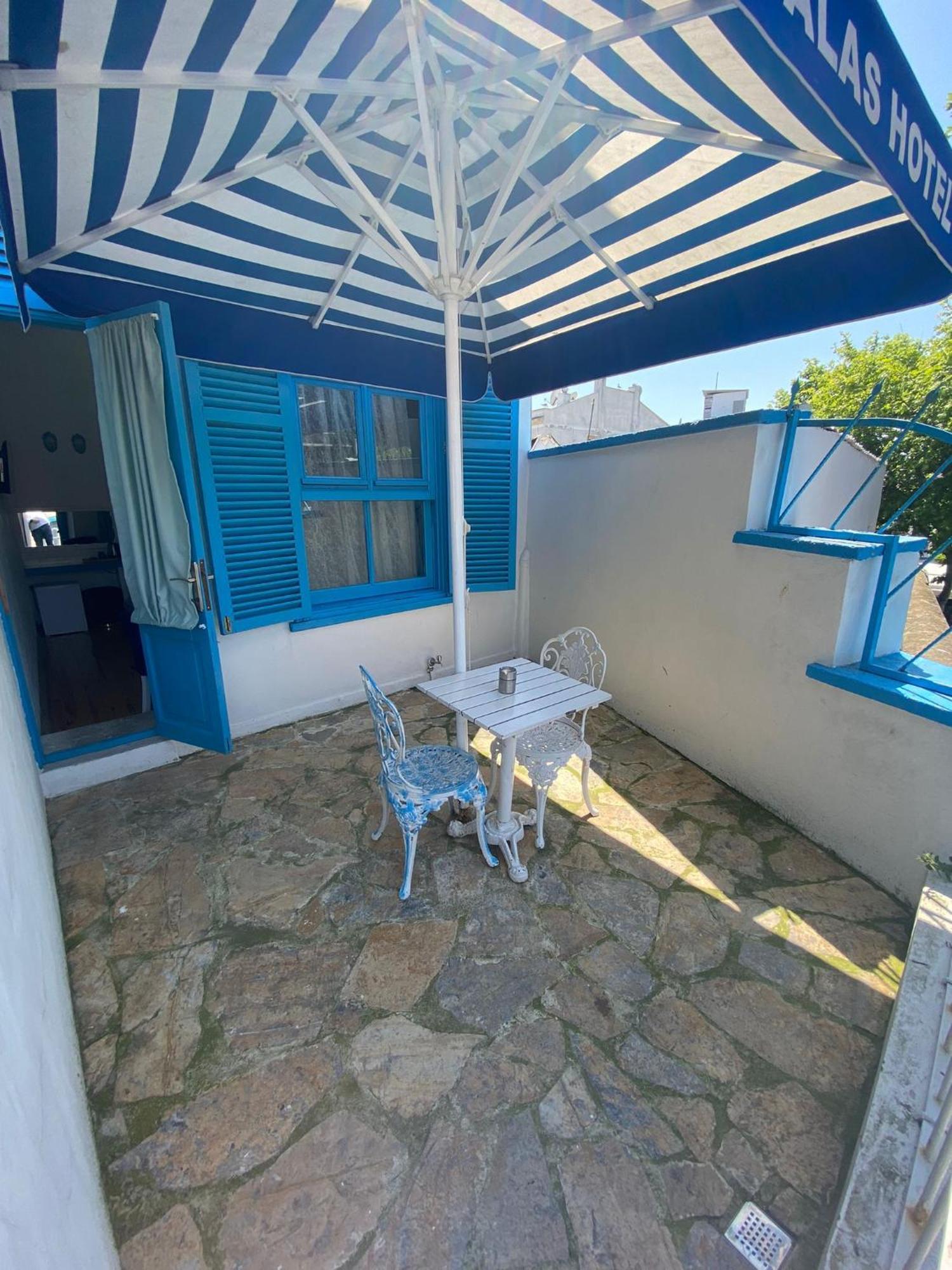 Mavi Hotel