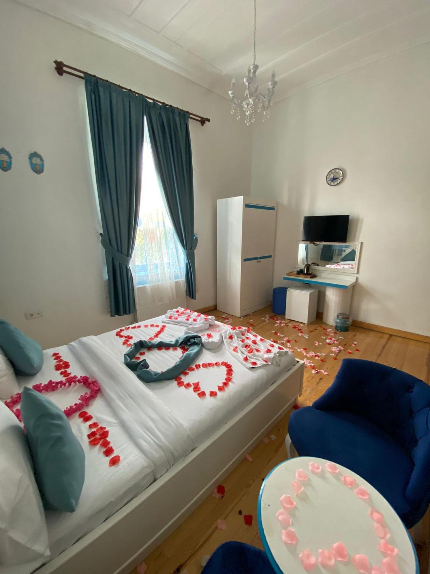 Mavi Hotel *