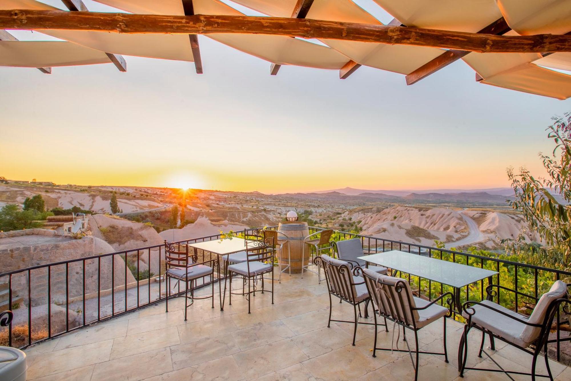 Cappadocia Fairy Chimneys Selfie Cave - Special Class Hotel