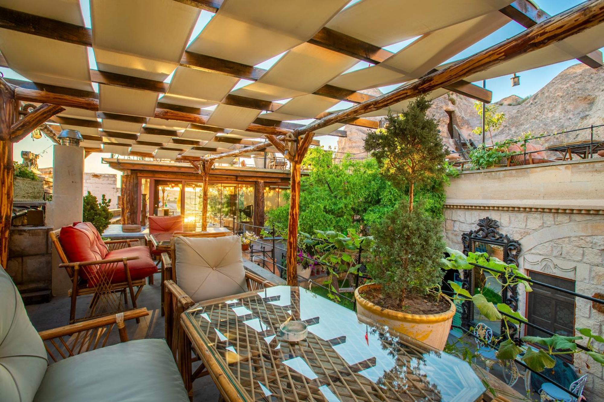 Cappadocia Fairy Chimneys Selfie Cave - Special Class Hotel