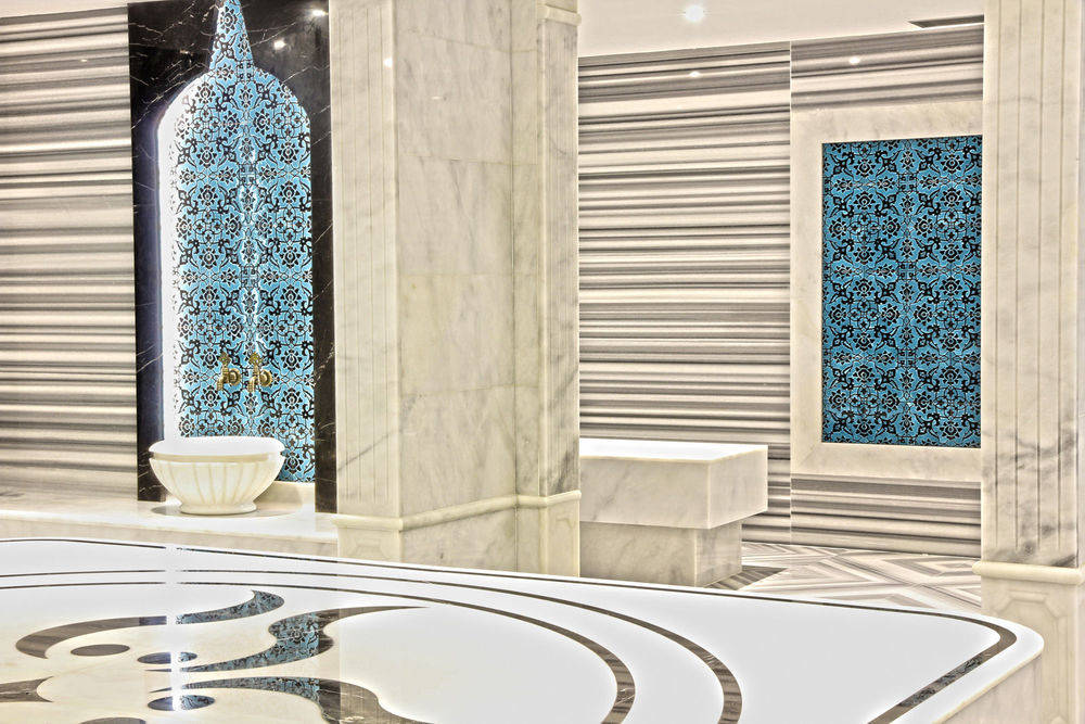 Rai Premium - Ex Queen's Park 5*