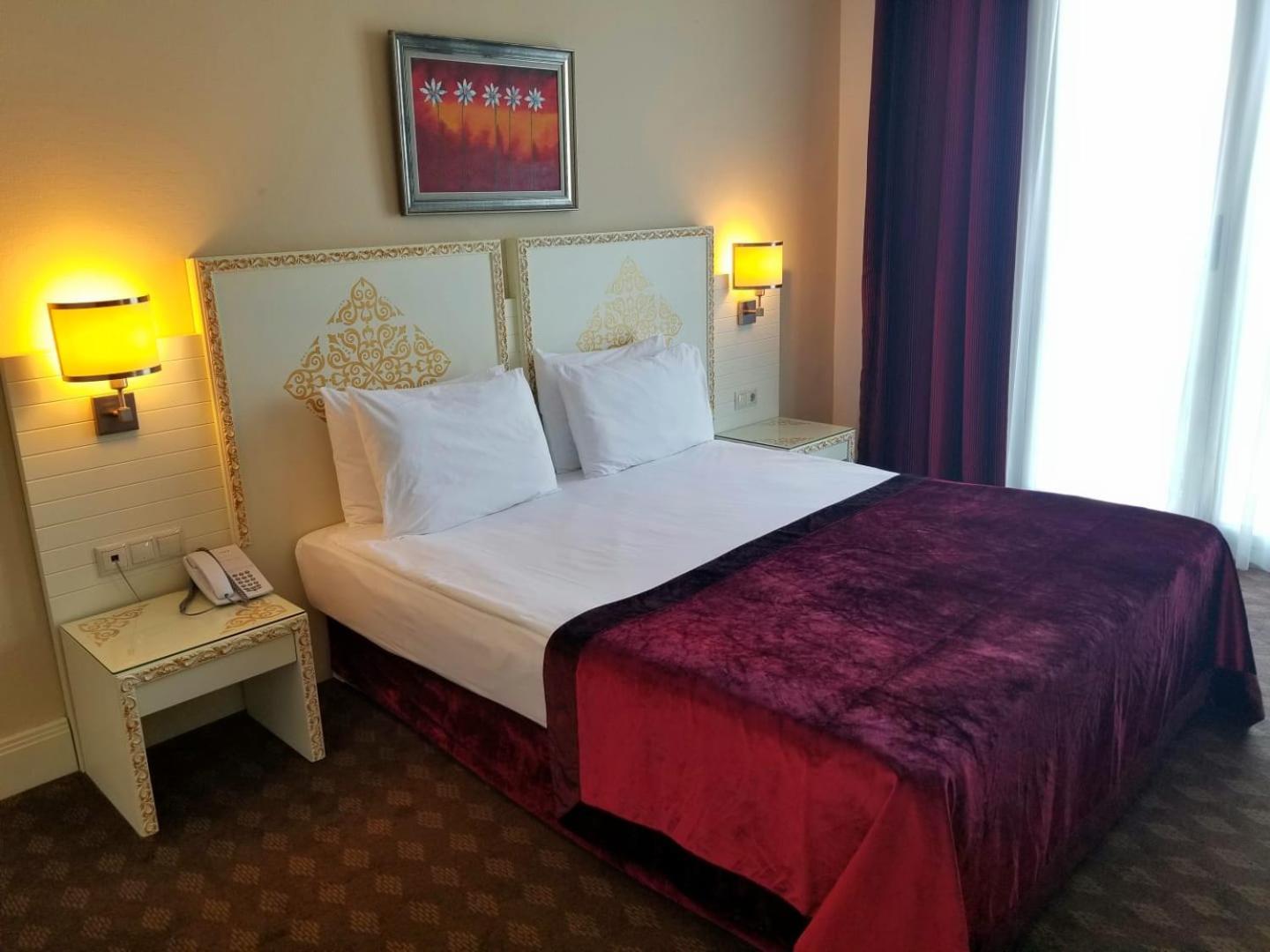 Resort Crystal Admiral & Spa Kizilot