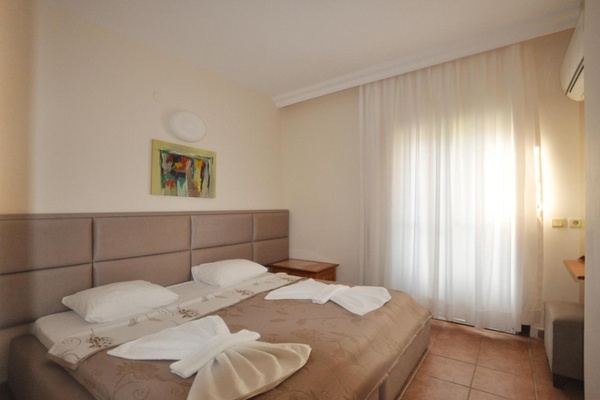 Hotel Ford 3*
