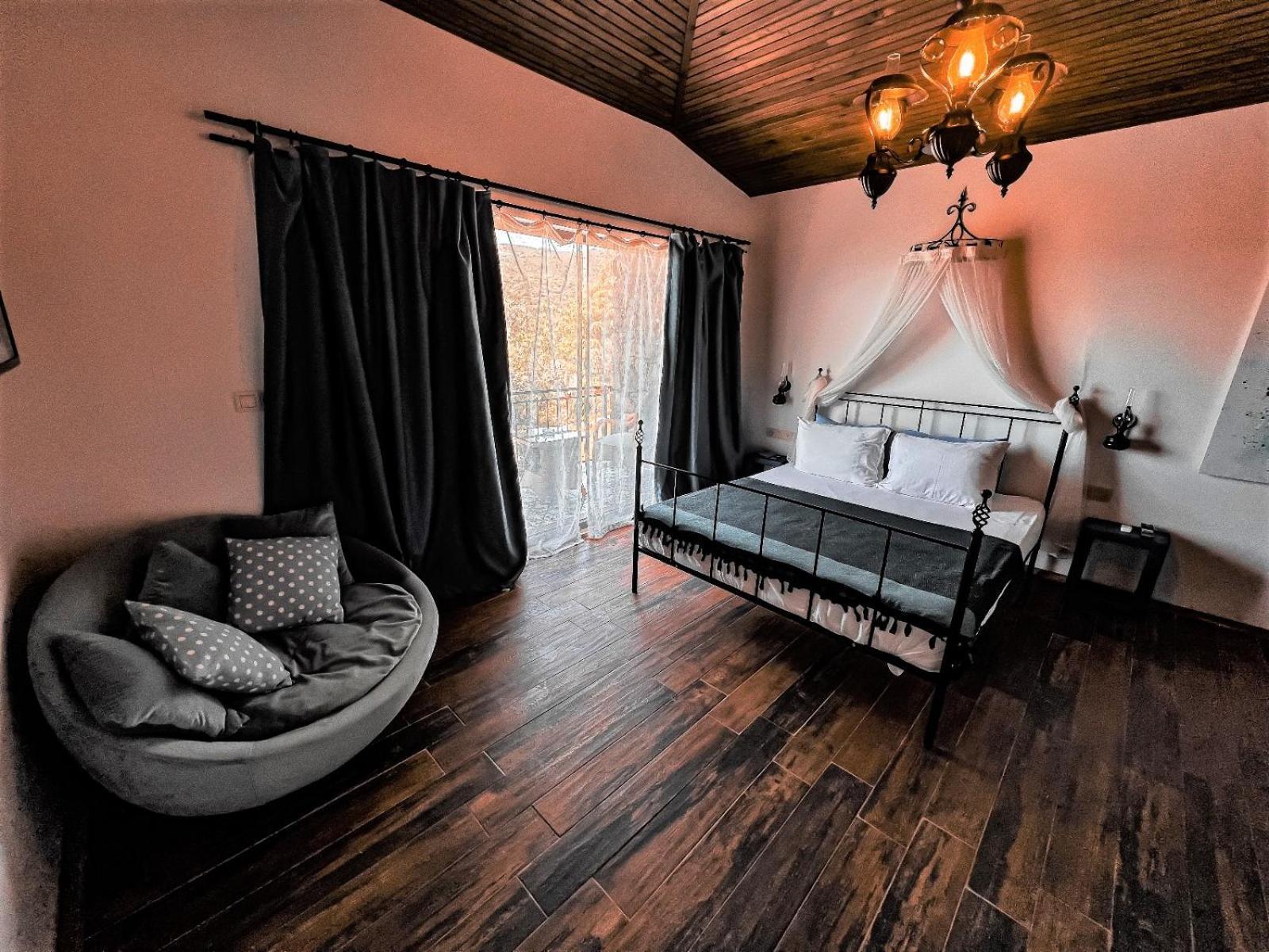 Assos Longevity 4*