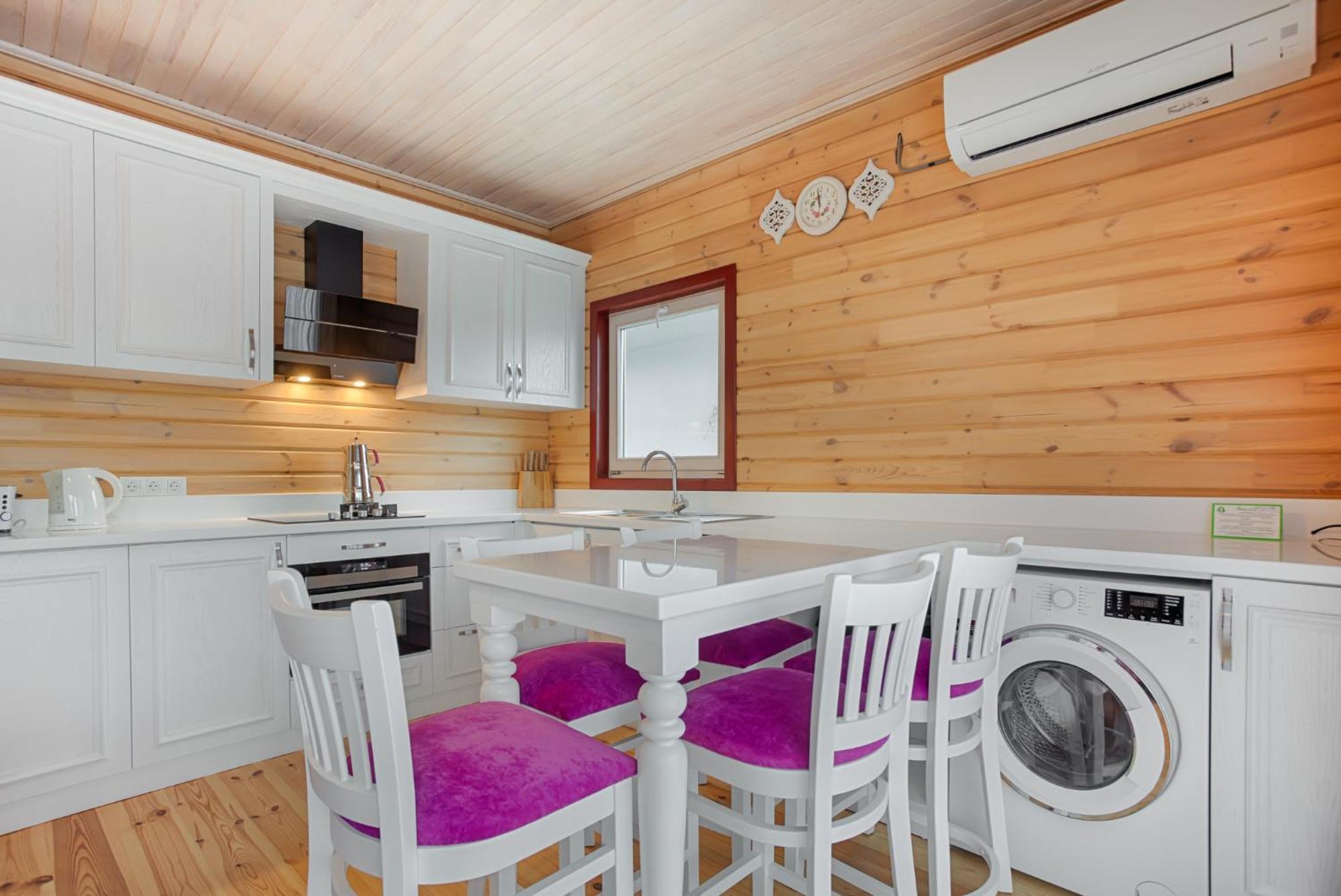 Villa Lucida - Hills - Exclusive With Private Pool And Majestic Sea Views *
