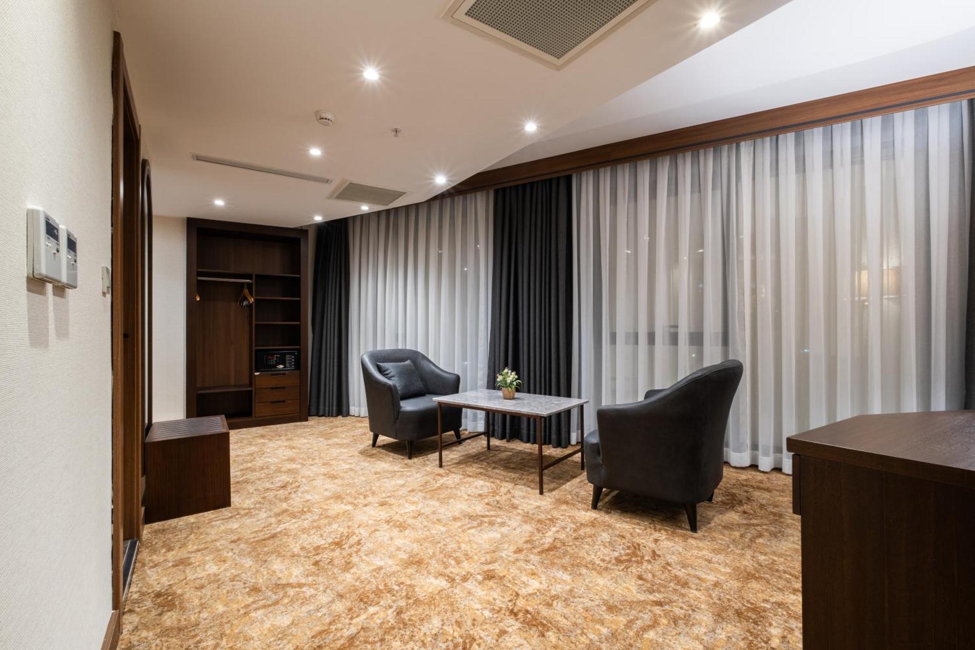 Hotel Park Dedeman Kizilay 4*