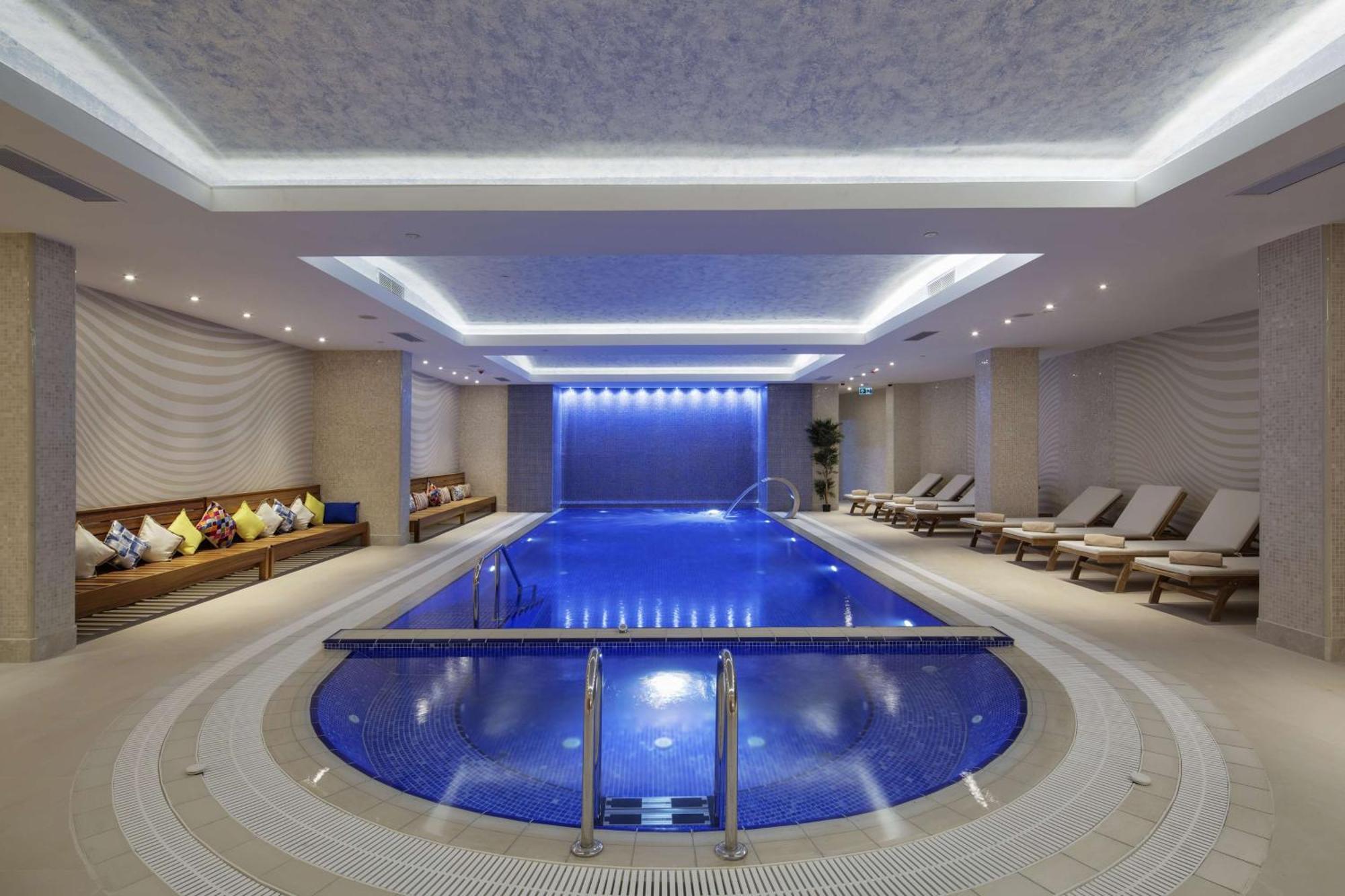 Doubletree By Hilton - Tuzla Hotel