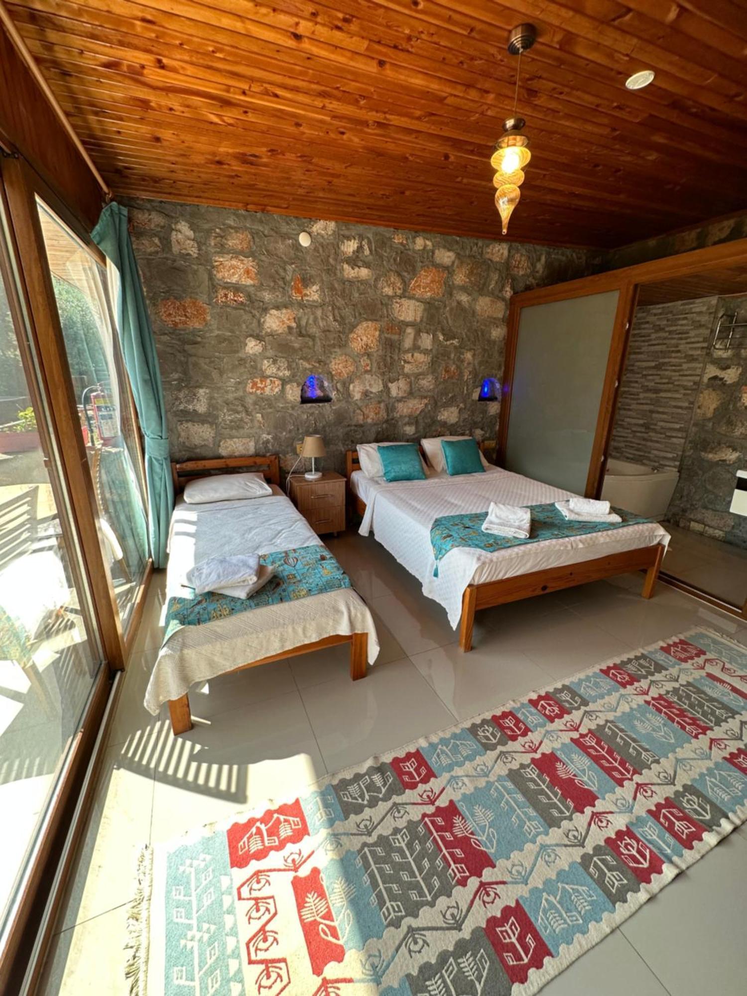 Kabak Armes Hotel 3*
