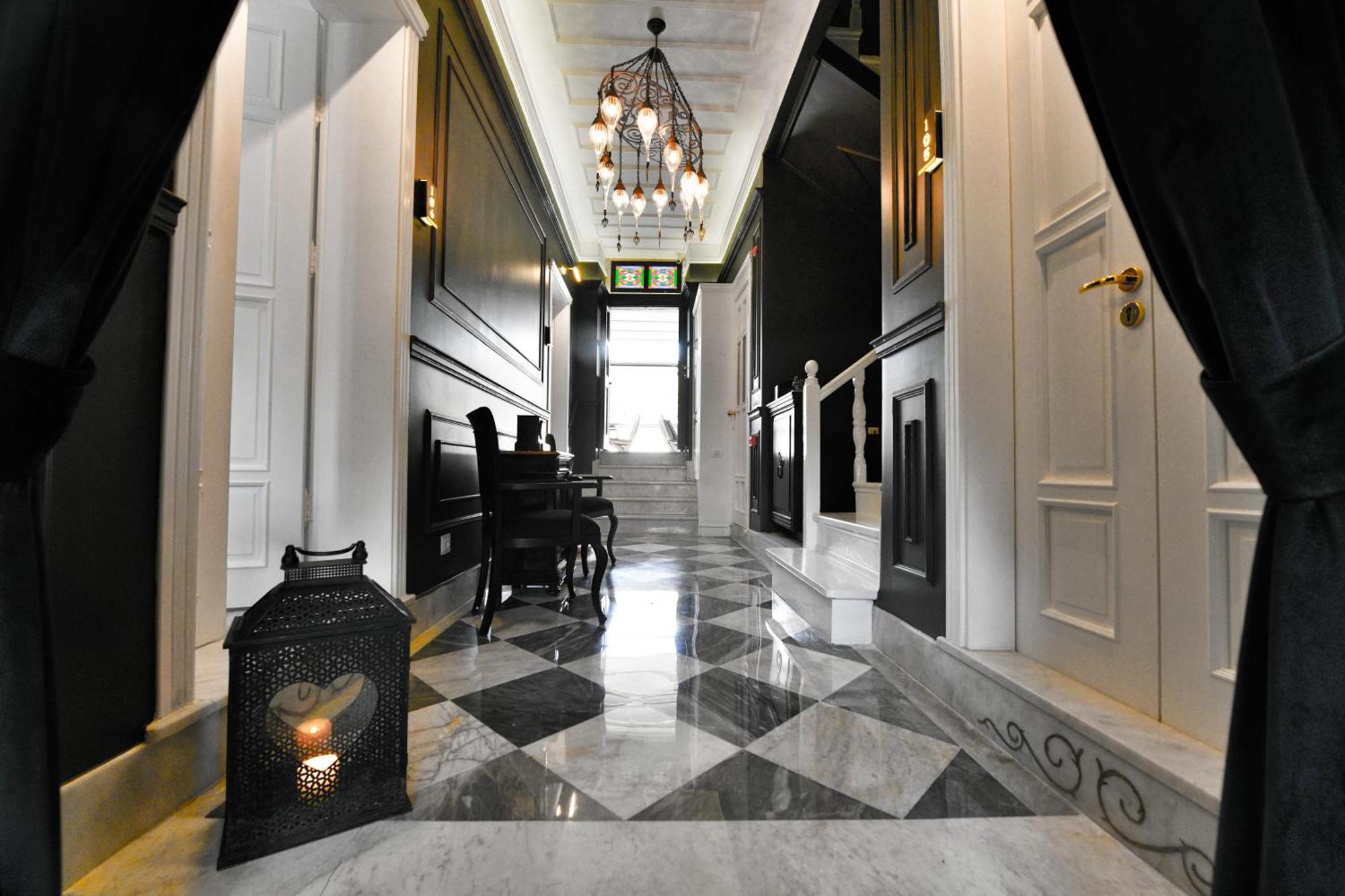 Siyah Lale Cunda 1841 (adults Only) Hotel
