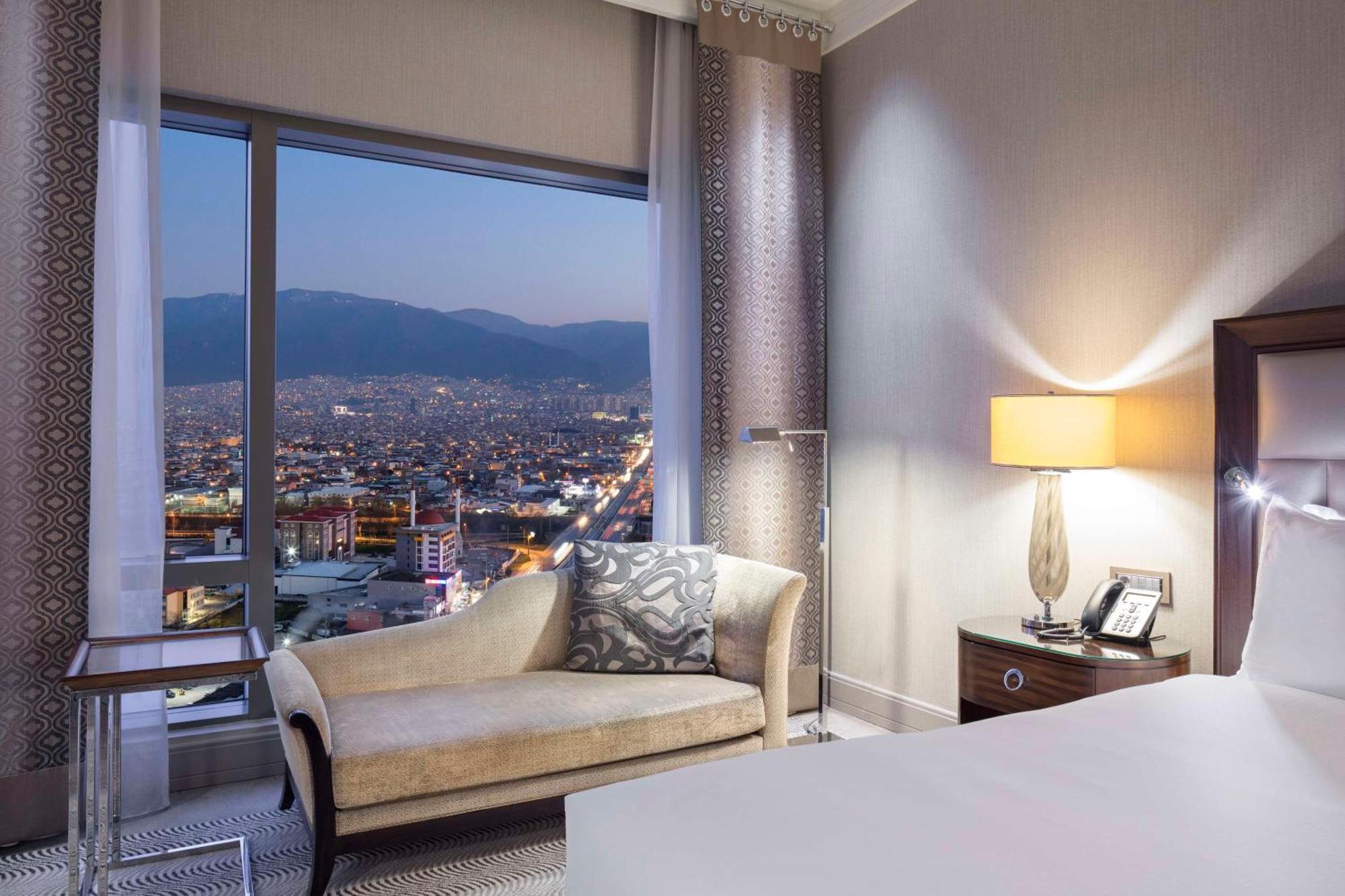 Hilton Convention Center & Bursa