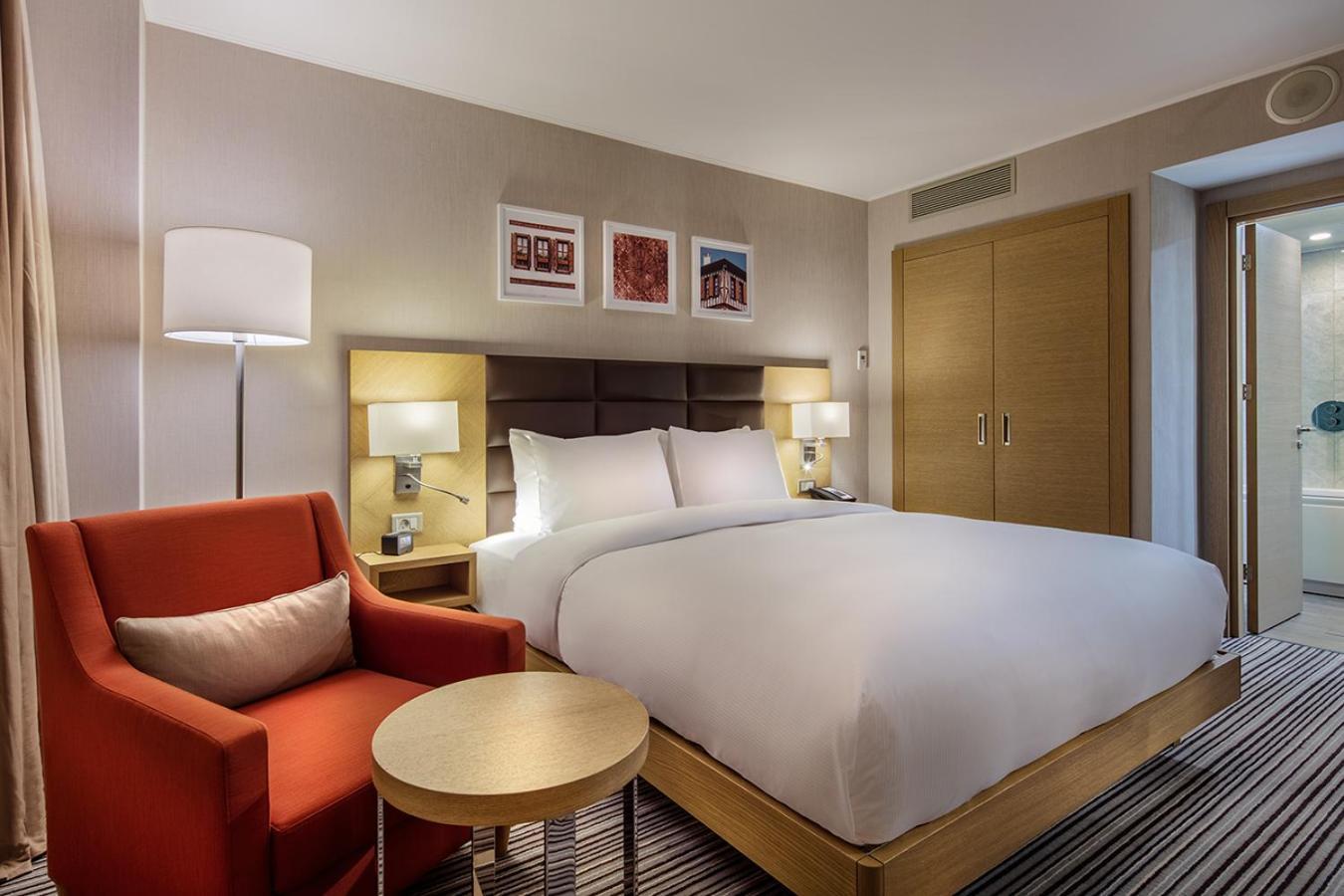 Hilton Garden 4*