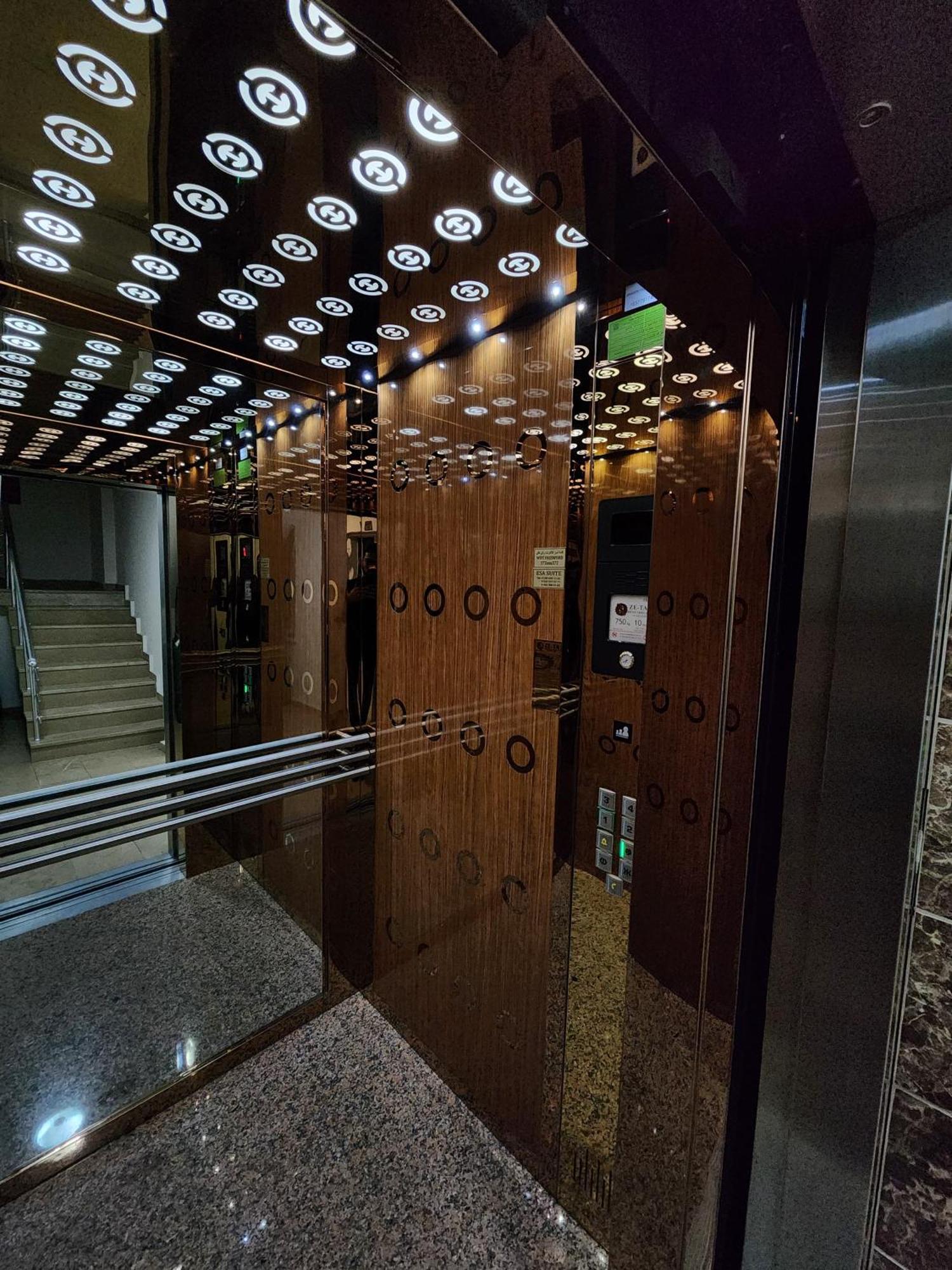 Aparthotel Esa *