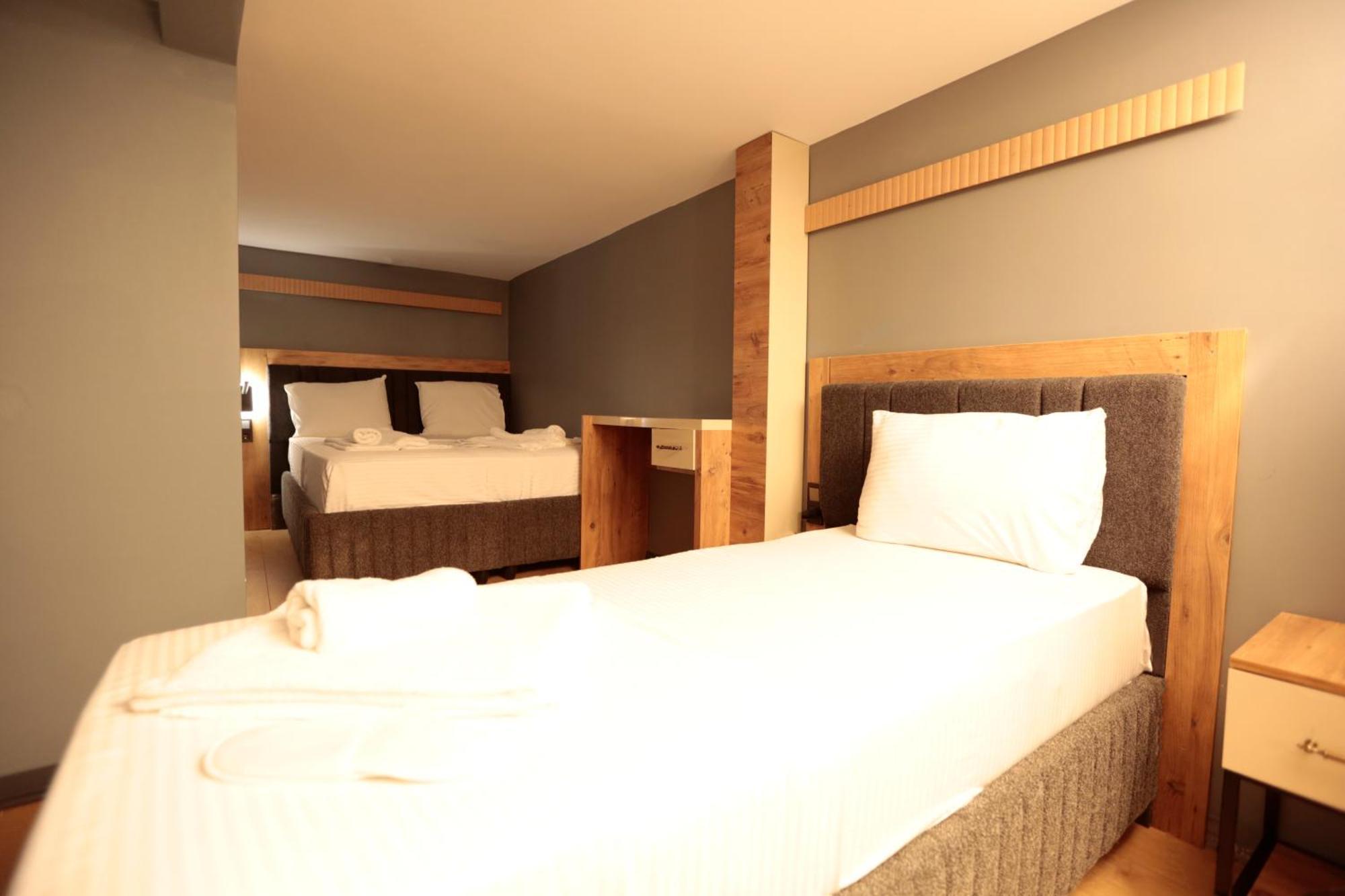 Hotel Newalla Old