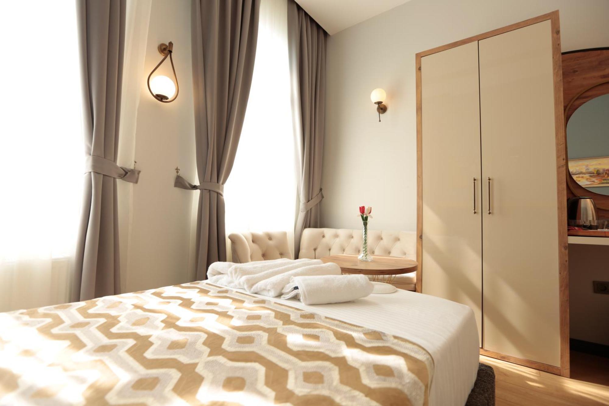Newalla Old Hotel Istanbul