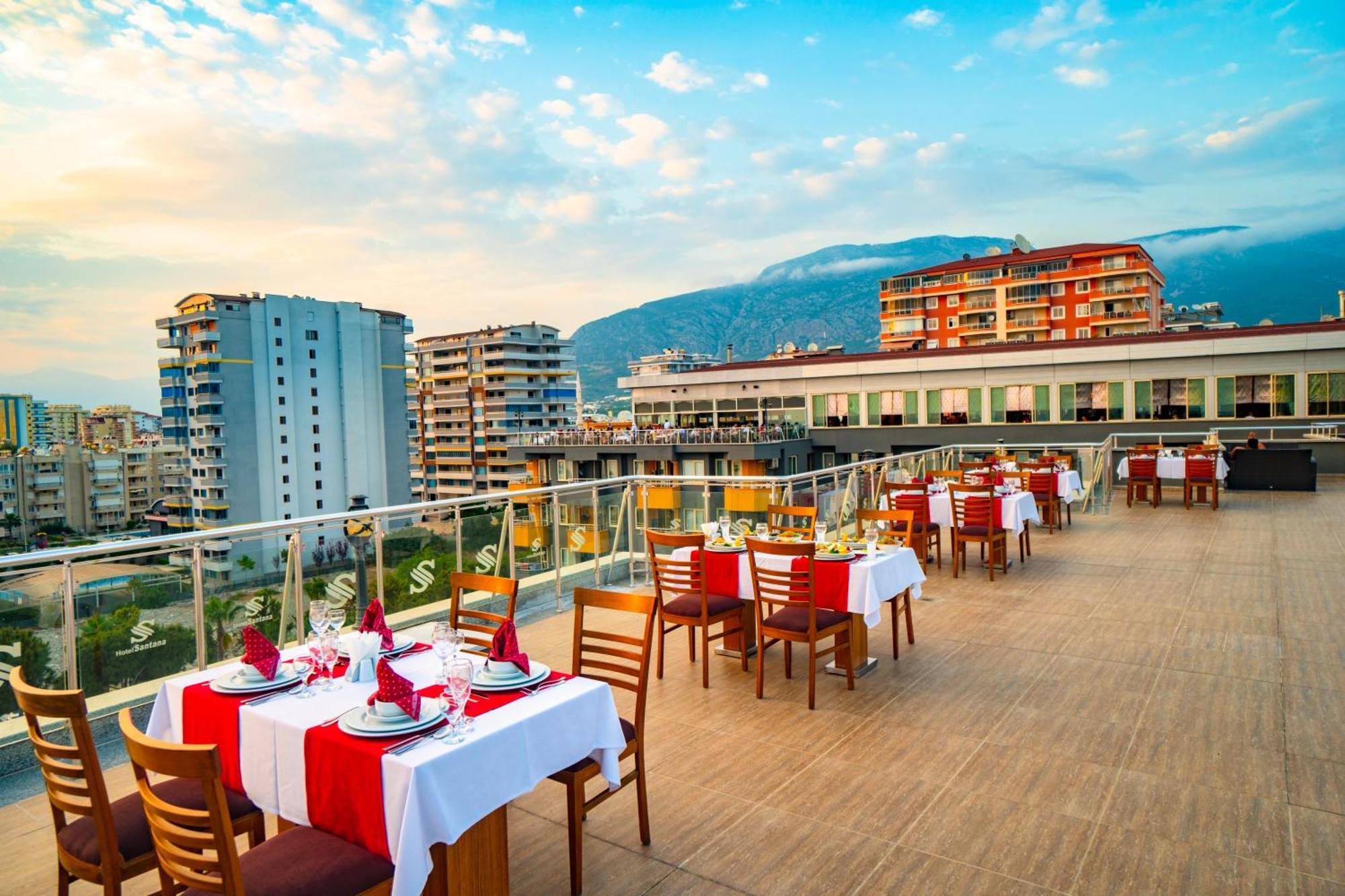 Hotel Senza Grand Santana