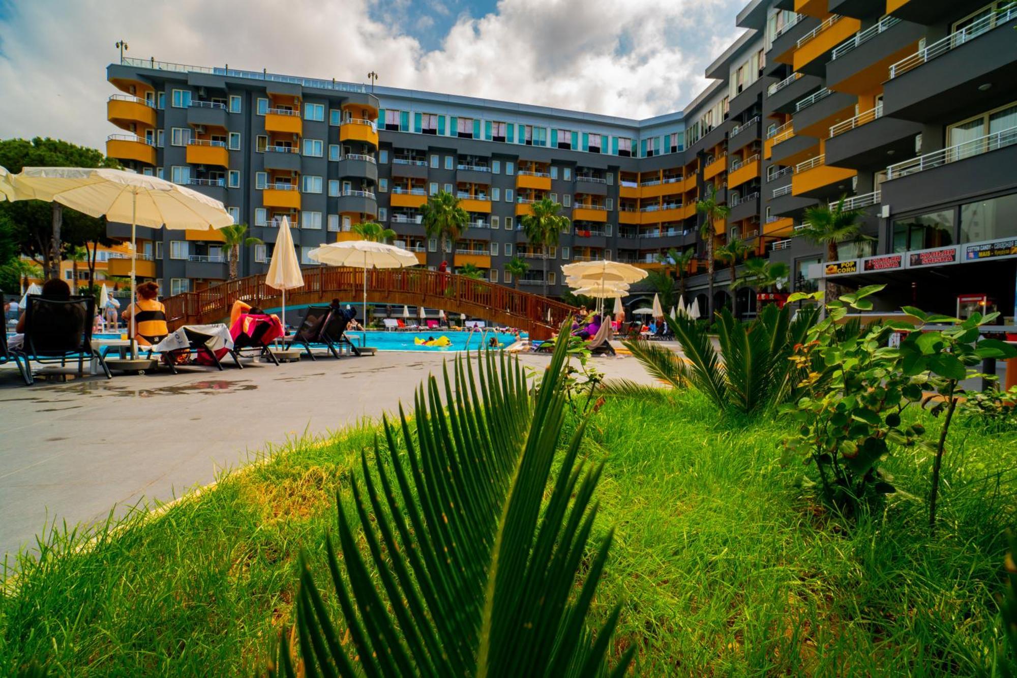 Hotel Senza Grand Santana 5*