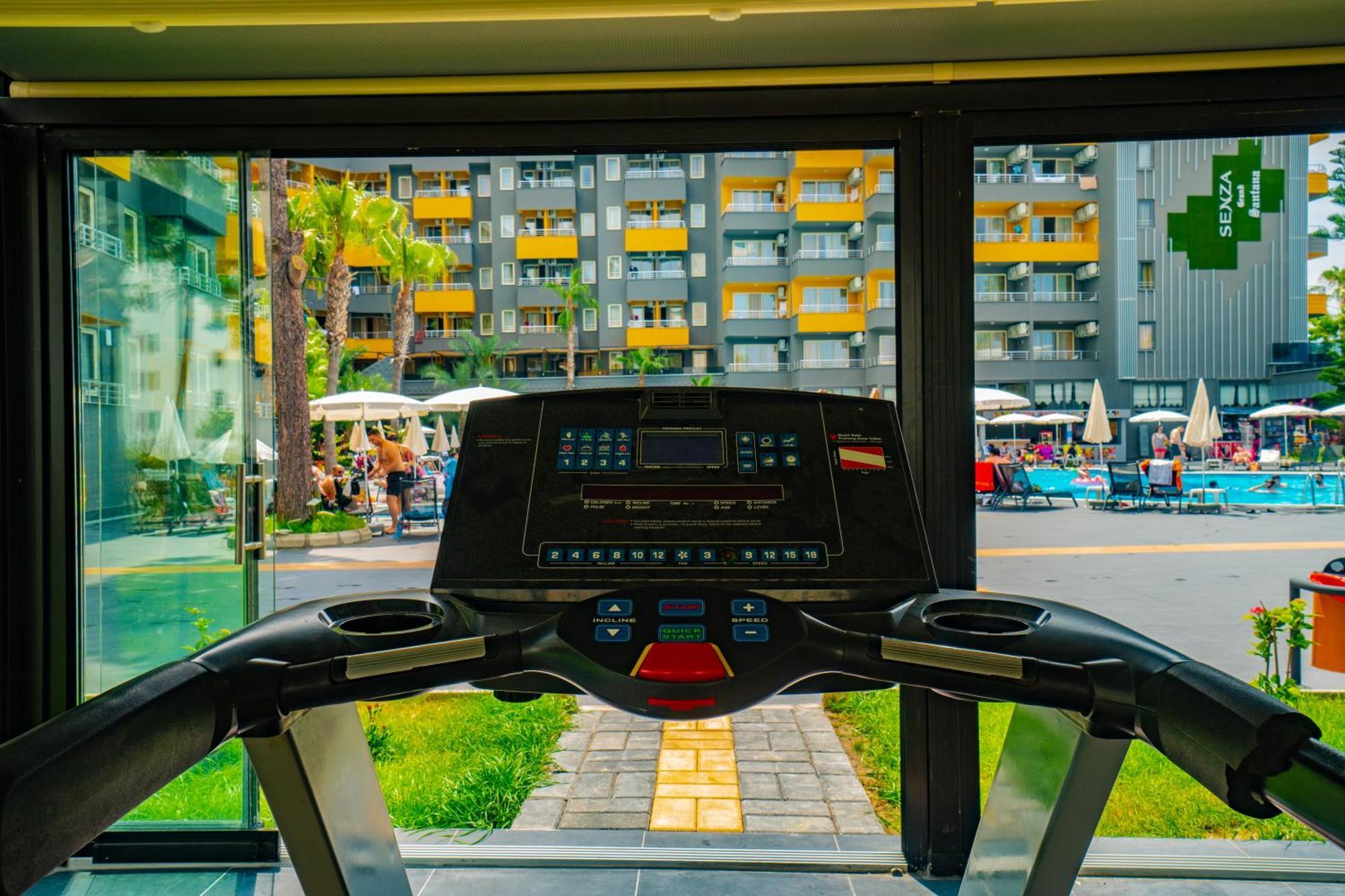 Hotel Senza Grand Santana 5*