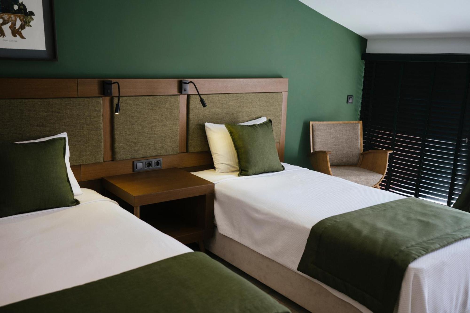 West House Exclusive Hotel *