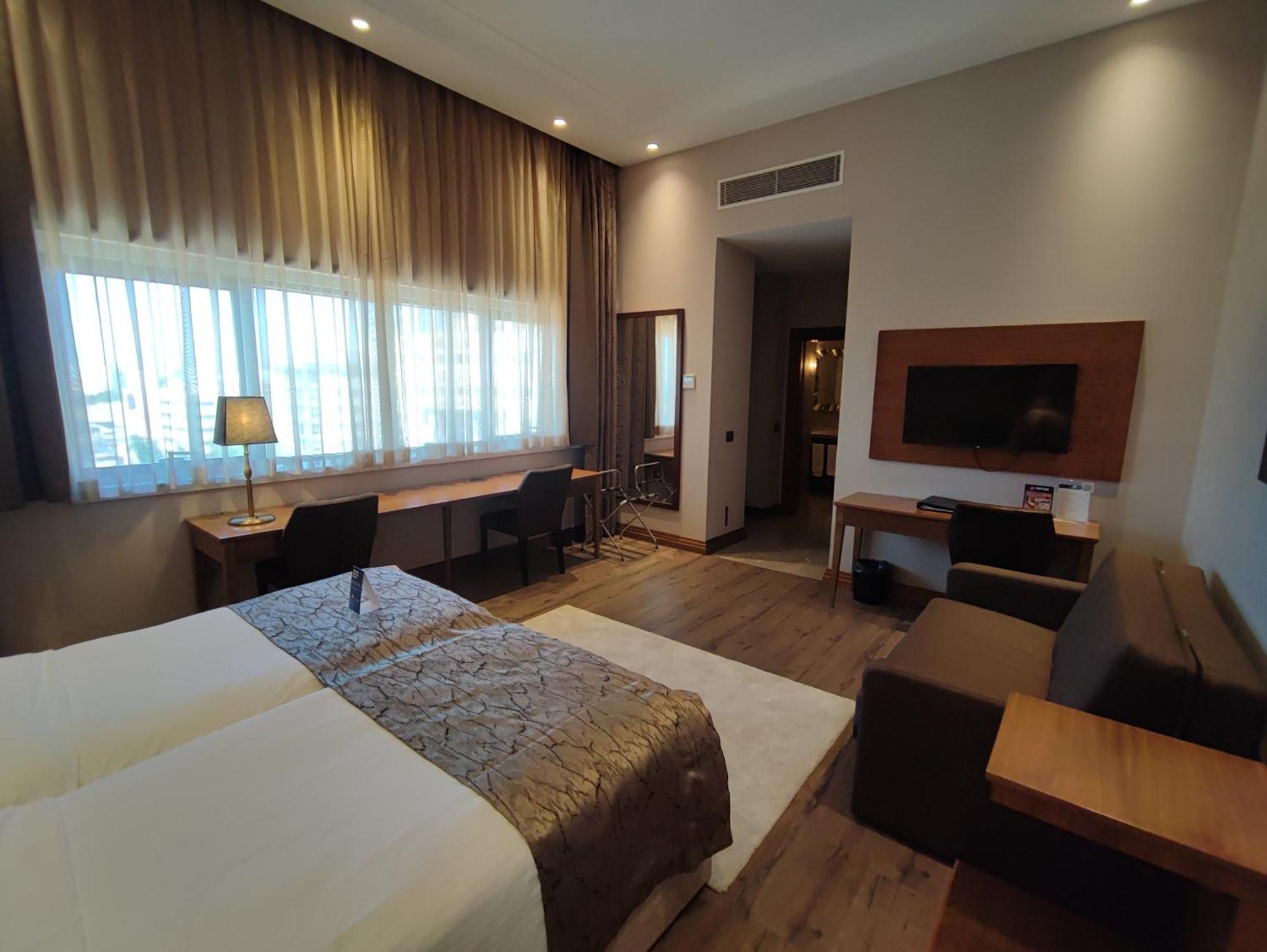 Days By Wyndham Maltepe Hotel 4*
