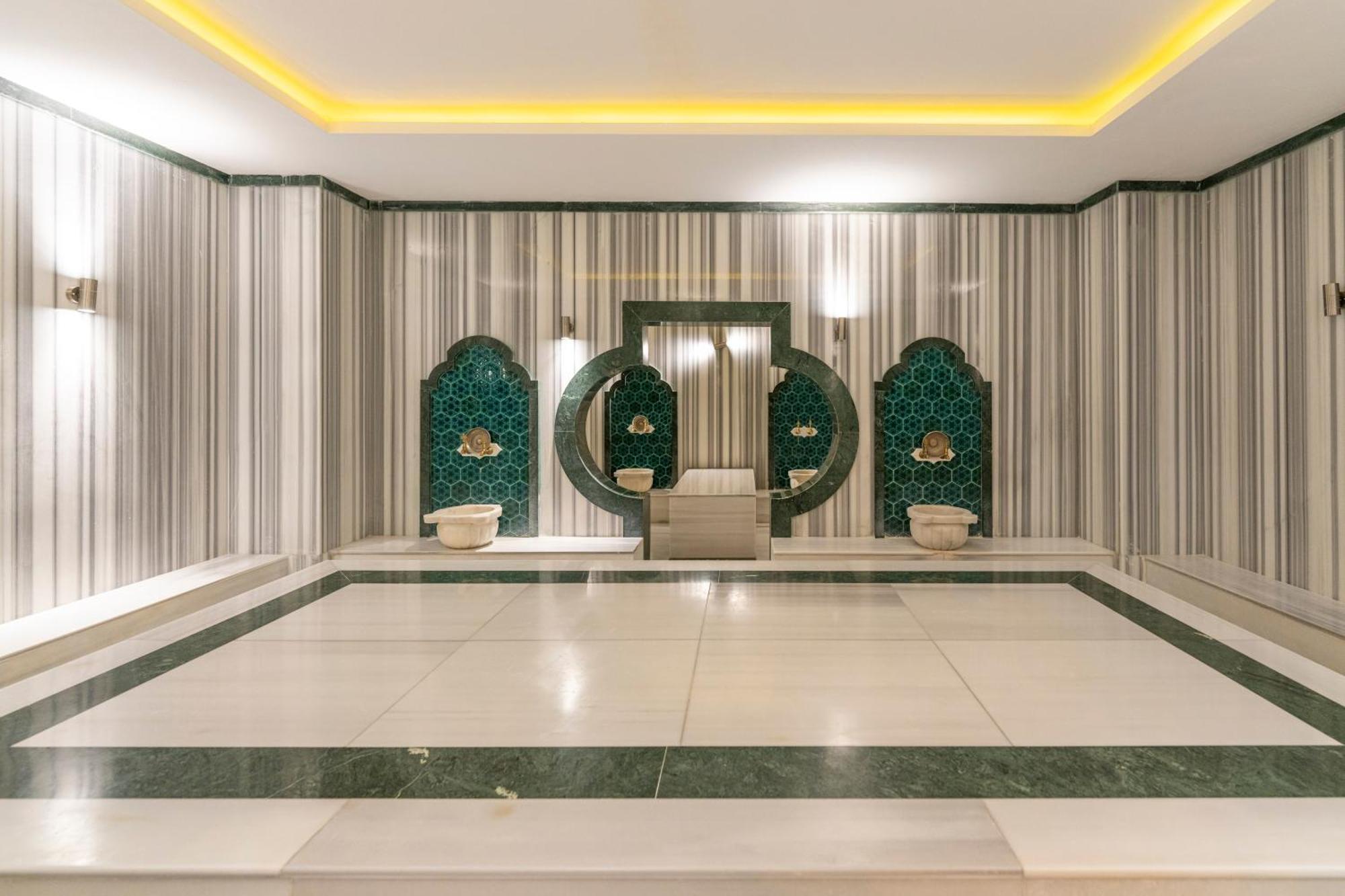 Doubletree By Hilton Antalya-kemer Resort Kemer
