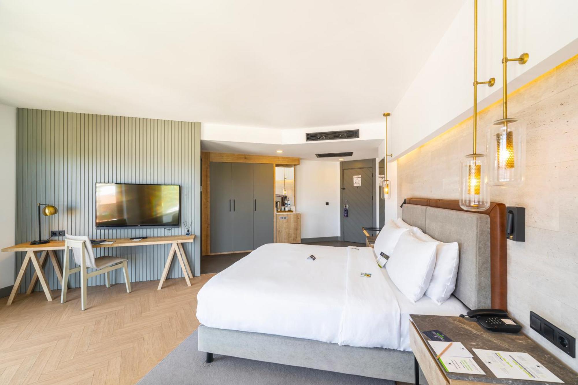 Doubletree By Hilton Antalya-kemer 5* Kemer