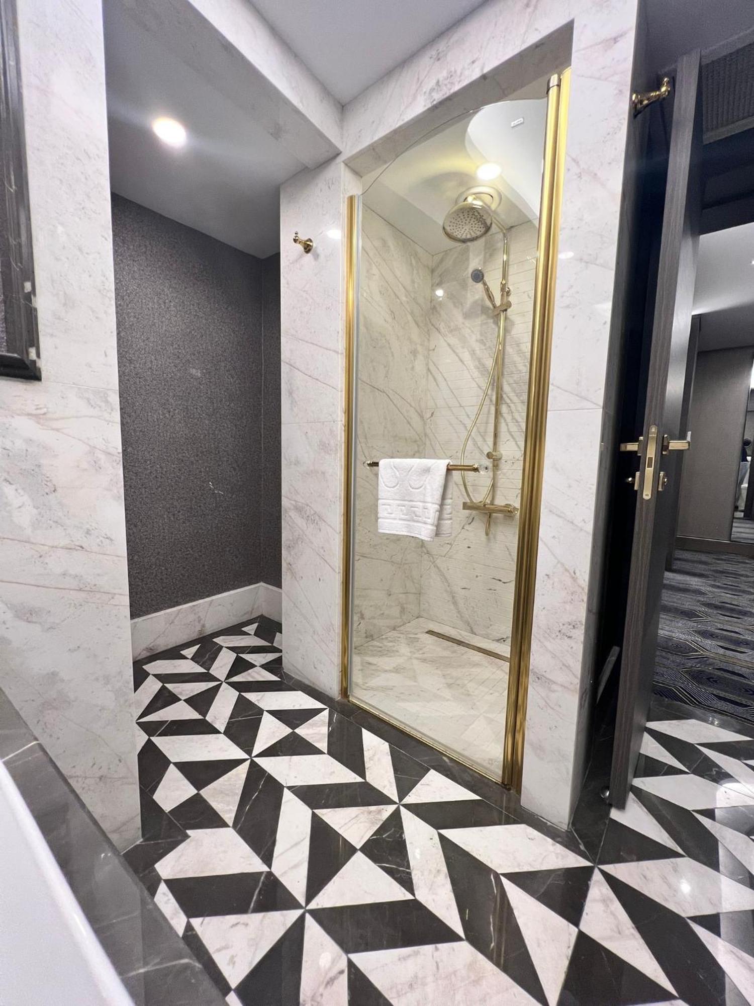Altinel & Convention Center Hotel 5*