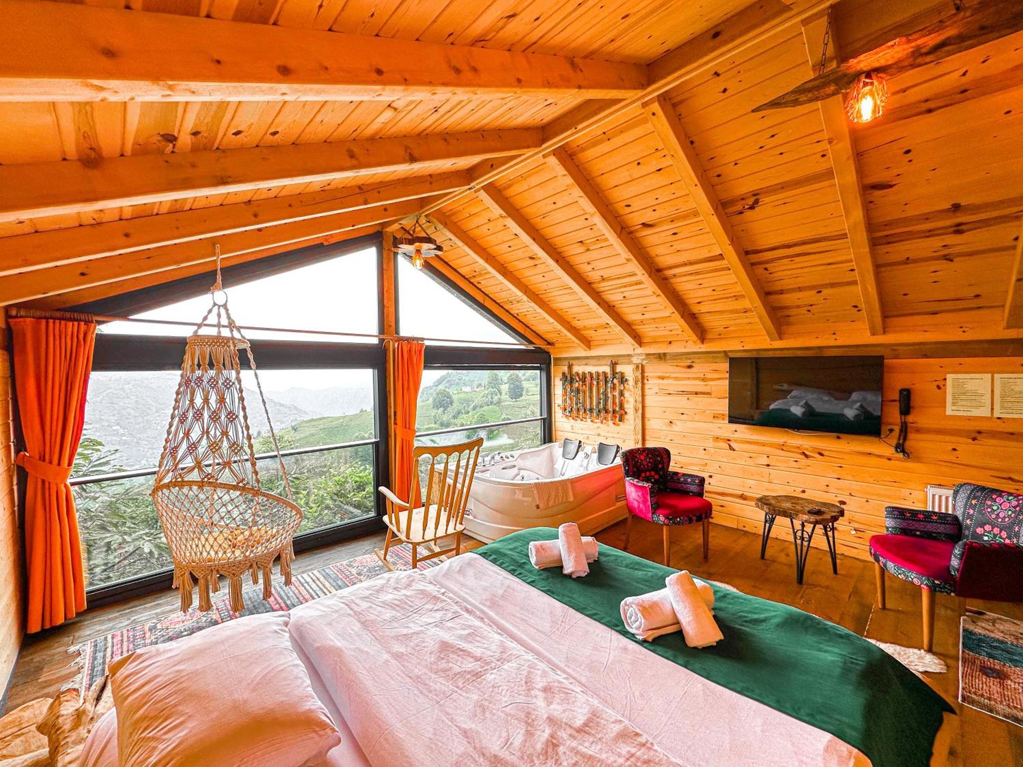 Organic Village Bed & Breakfast *