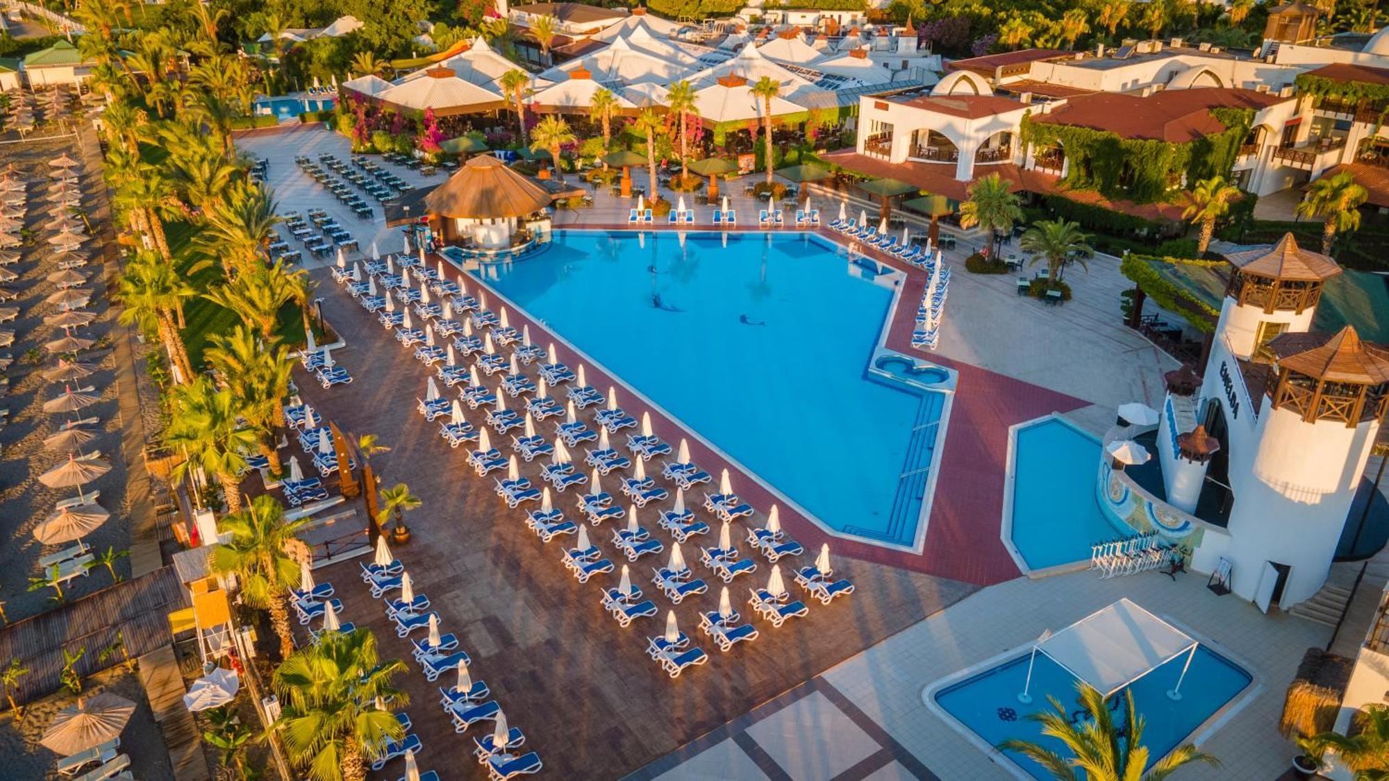 Emelda Sun Club Resort 5*