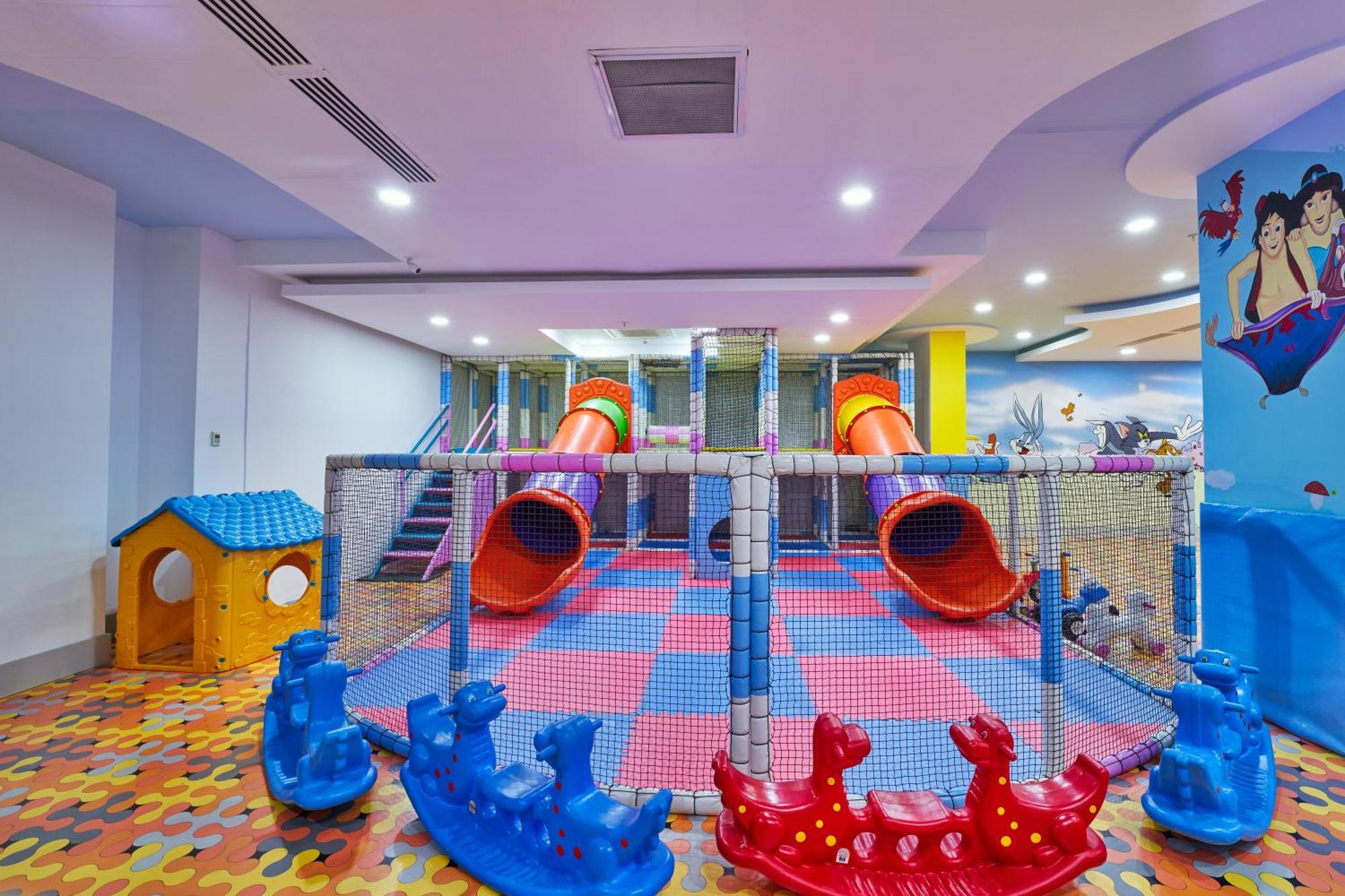 Orange County Resort 5*