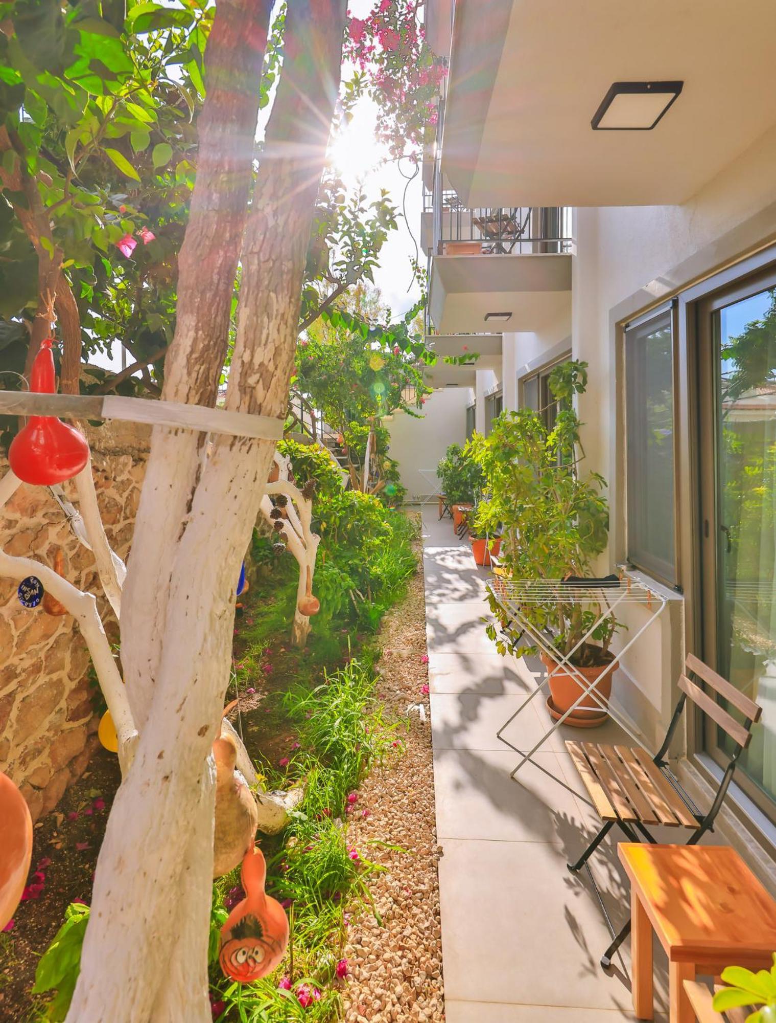 Aphrodite Guest house 2*
