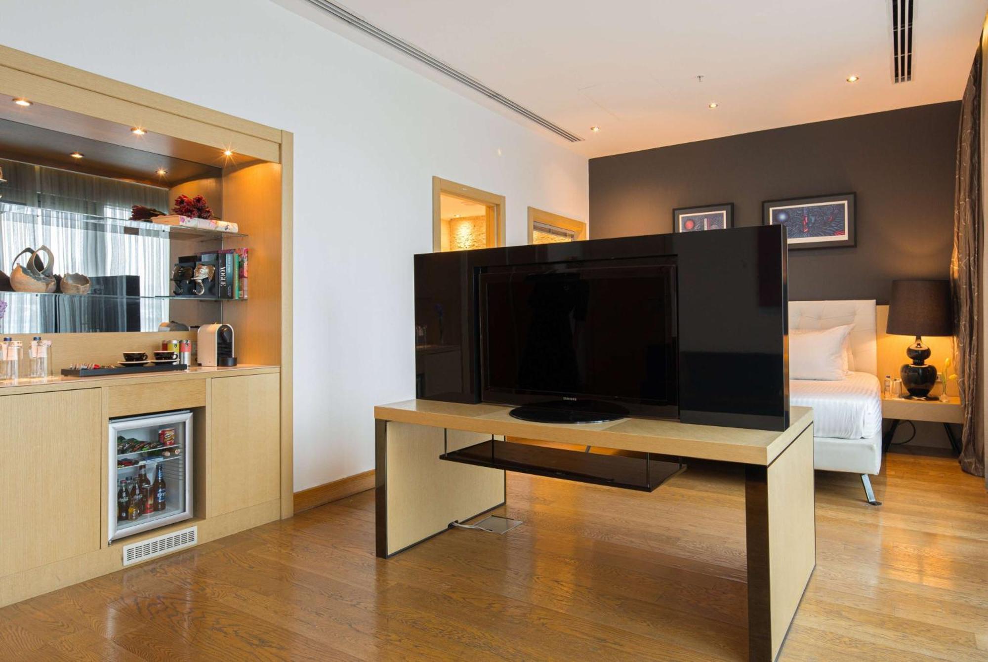 Wyndham Hotel 5*