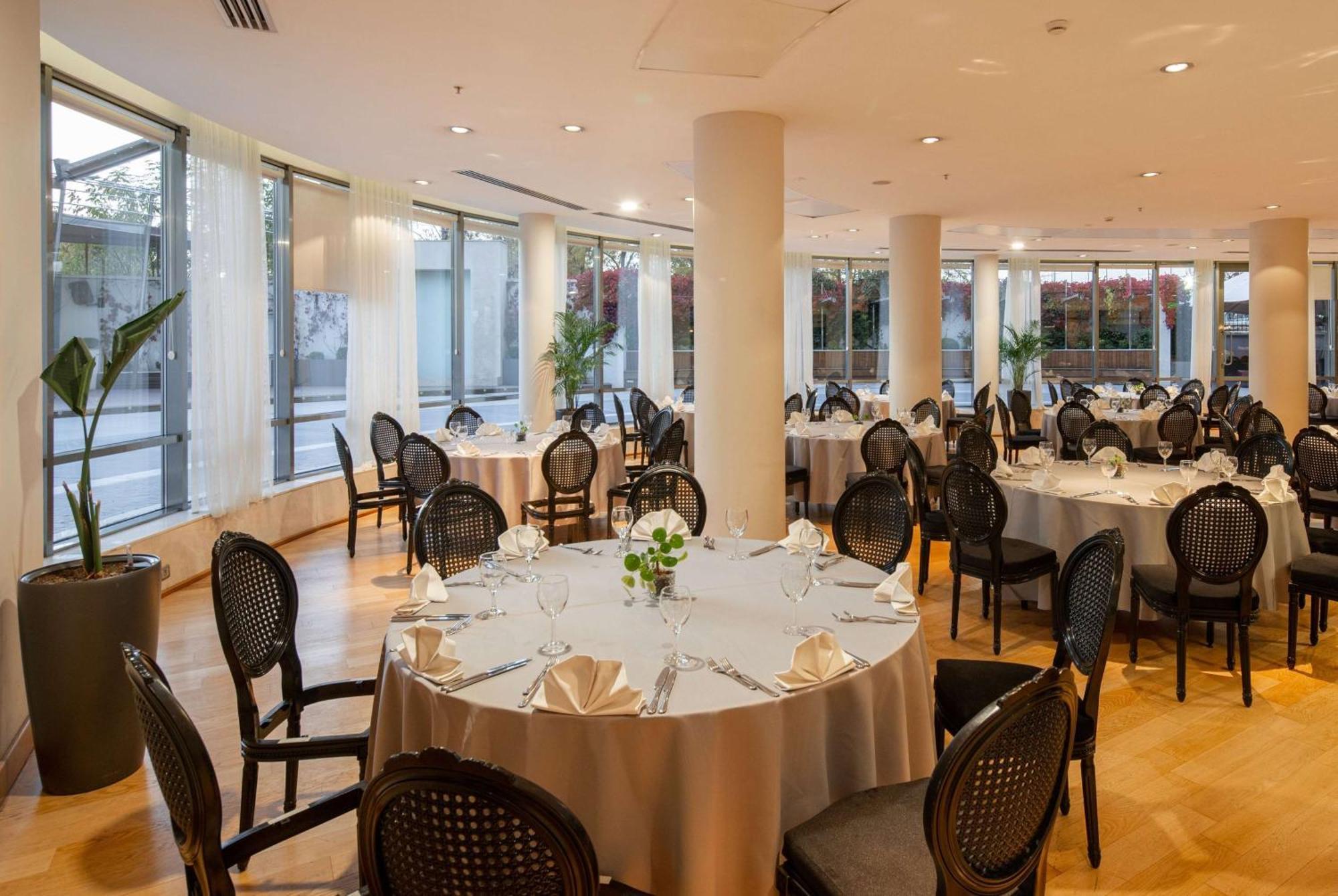 Wyndham Hotel 5*