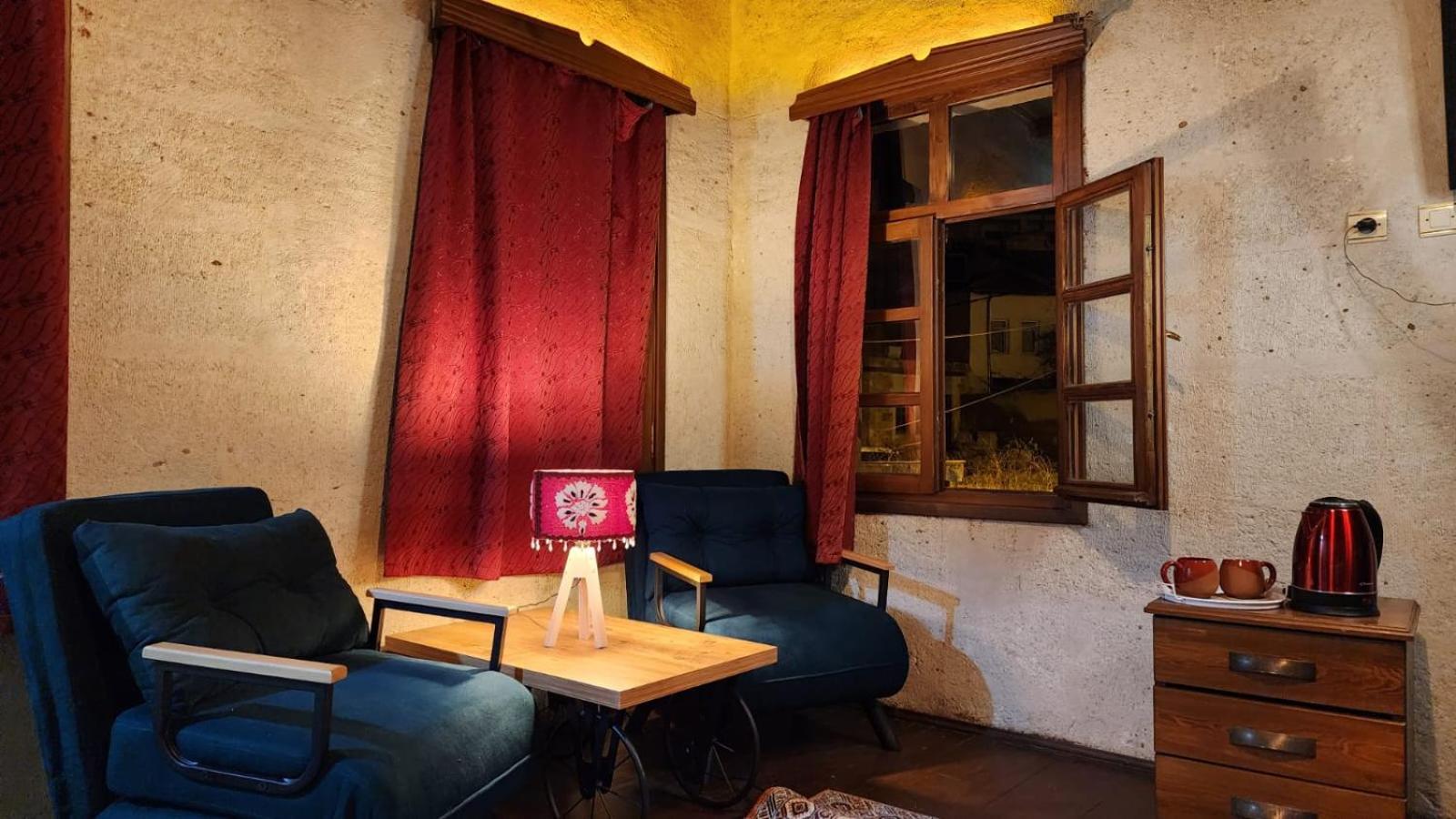 Hotel Avangart *