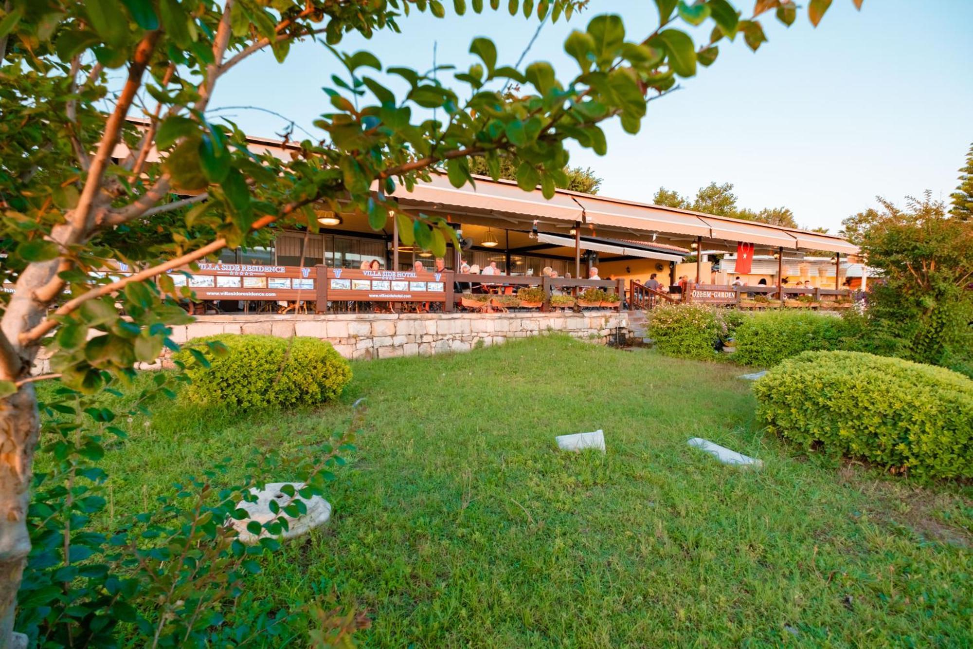 Ozlem Garden Side