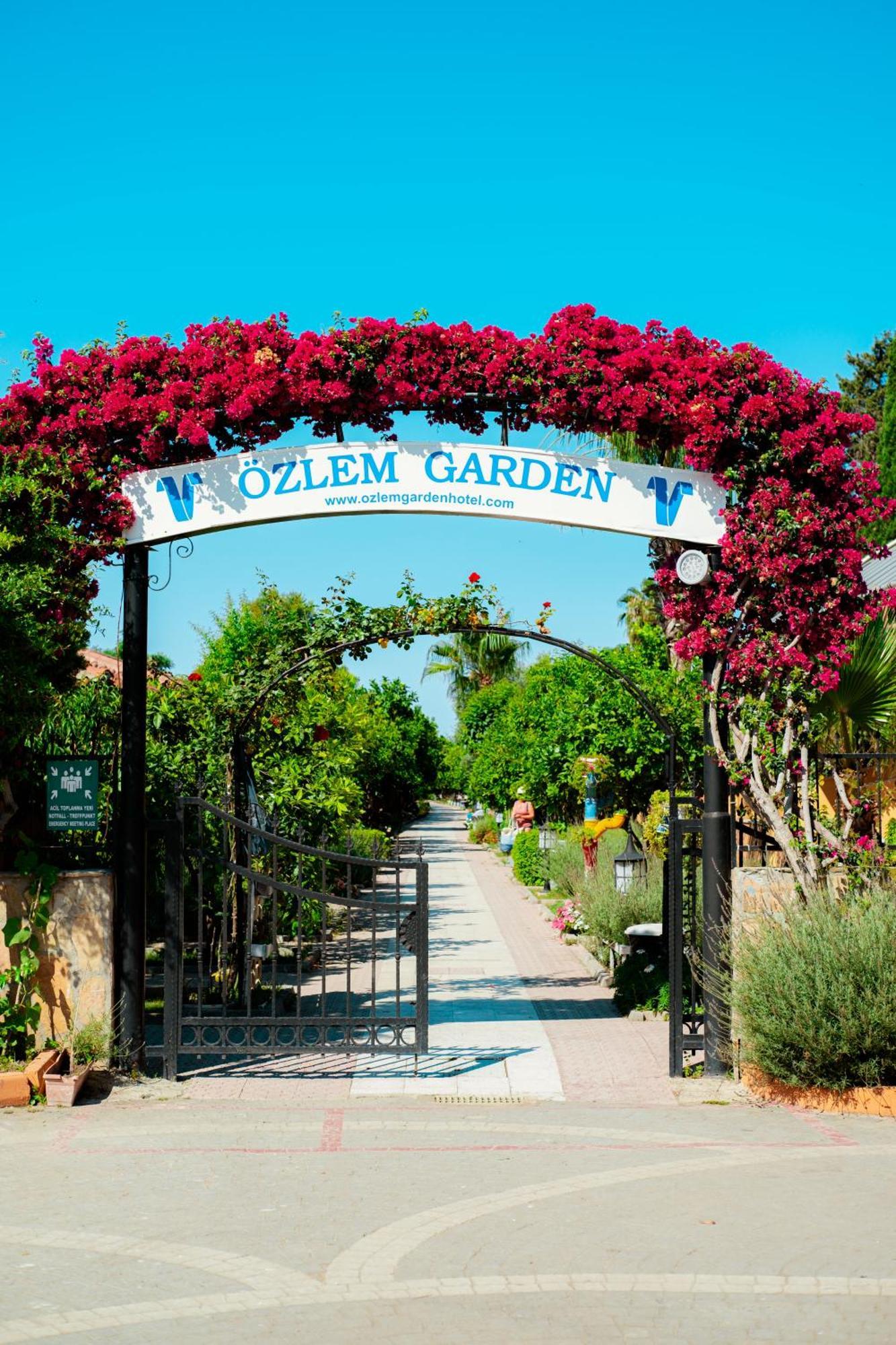 Hotel Ozlem Garden 3*