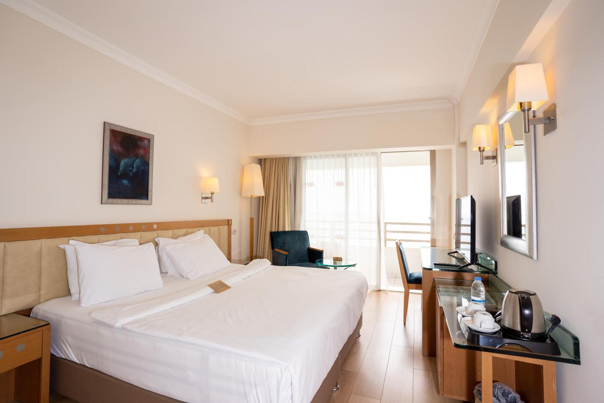 Korumar Deluxe Resort