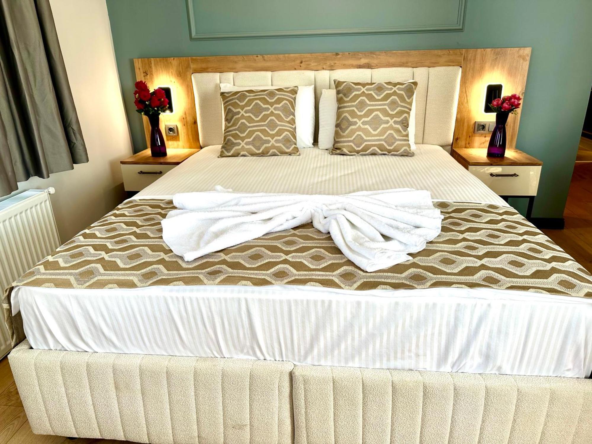 Hotel Newalla Old 5*