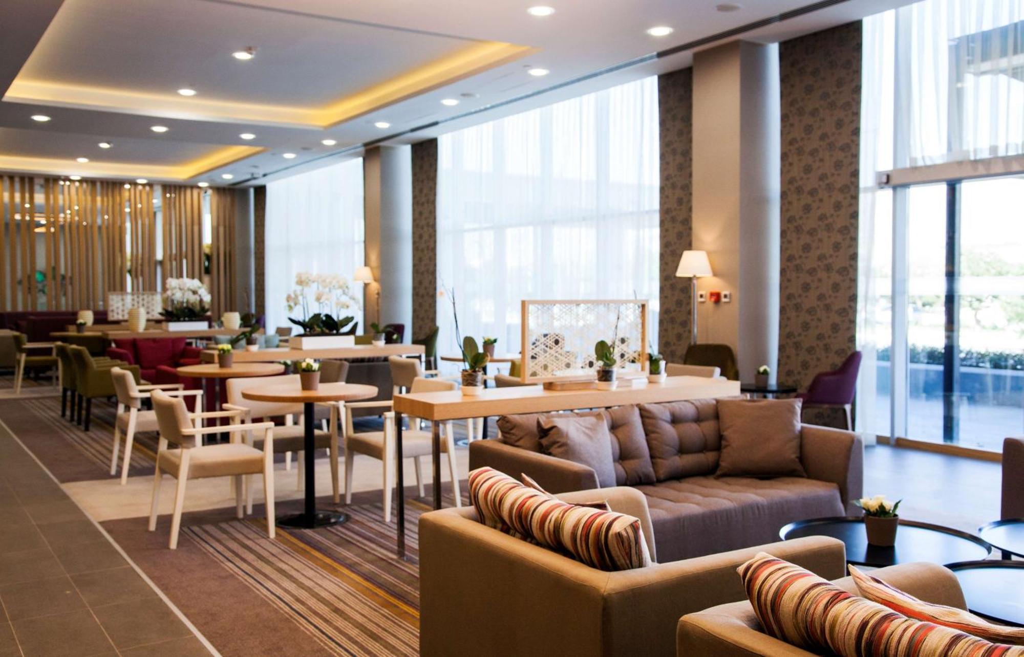 Hilton Garden Hotel 4*