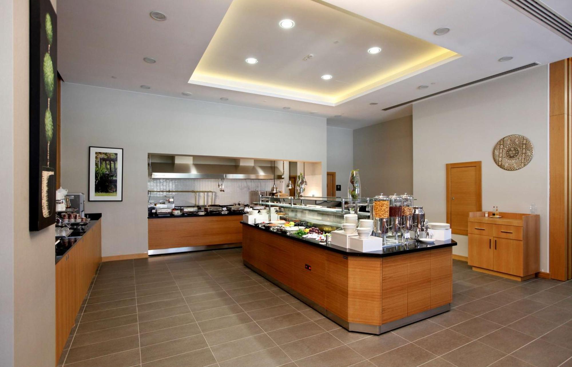Hilton Garden 4*