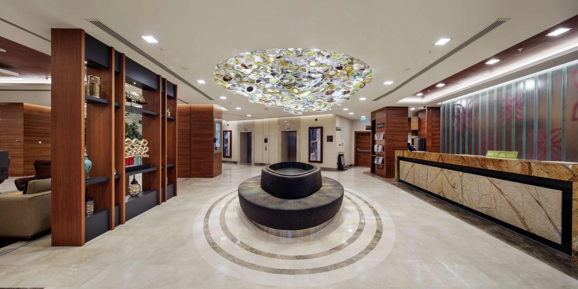 Hilton Garden Hotel 4*