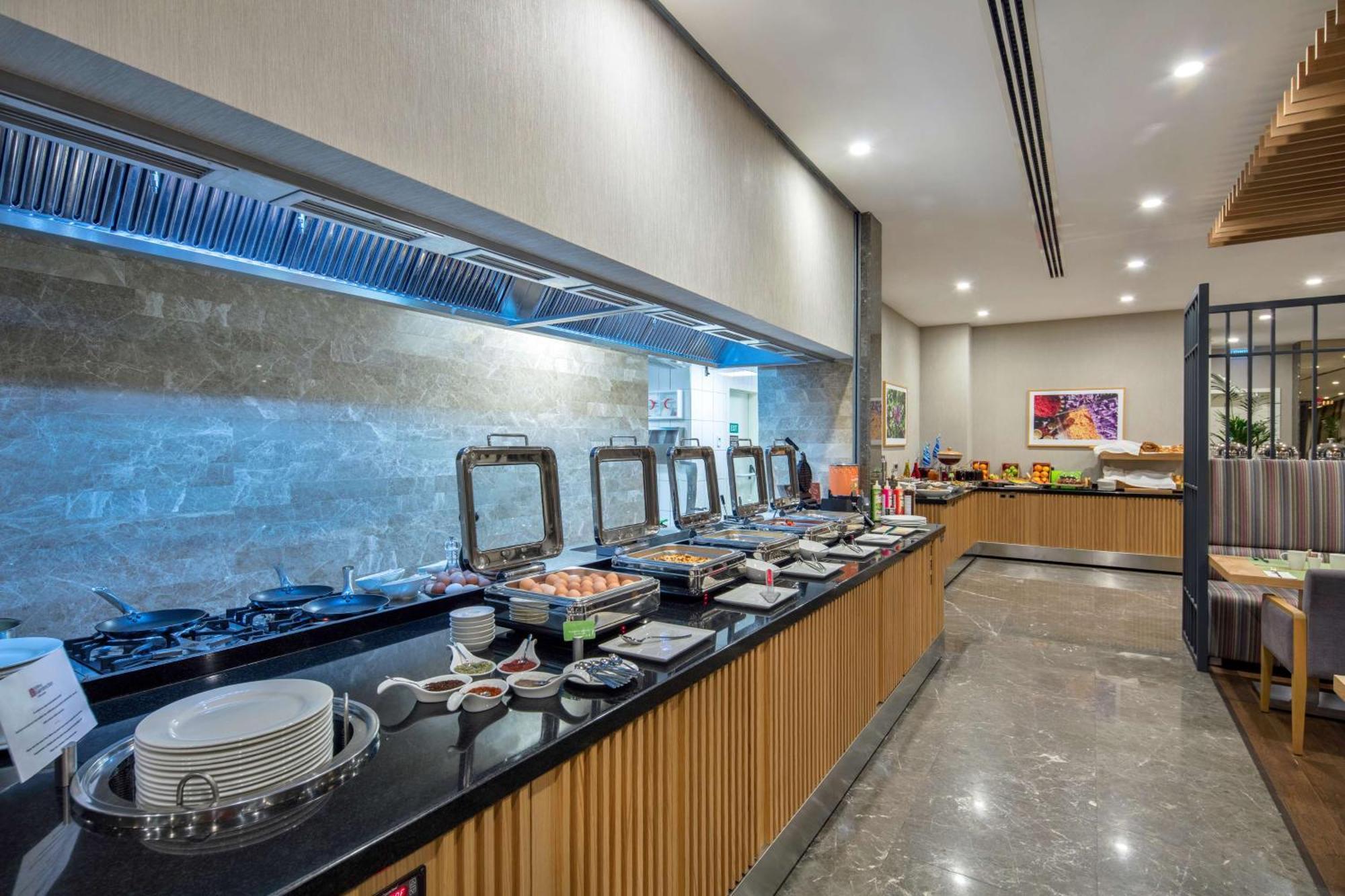 Hilton Garden
