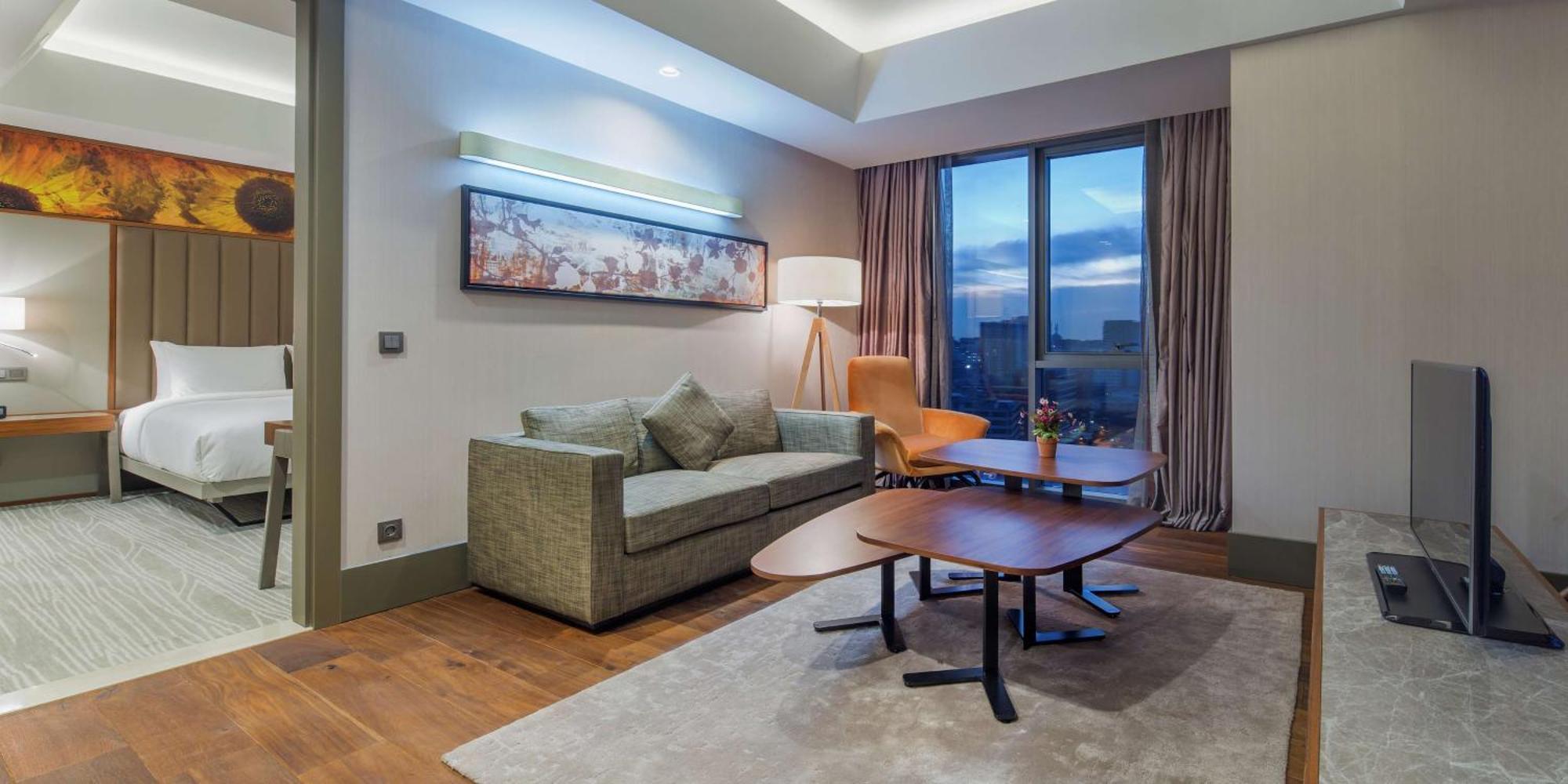 Hotel Hilton Garden Atatuerk Airport 4*